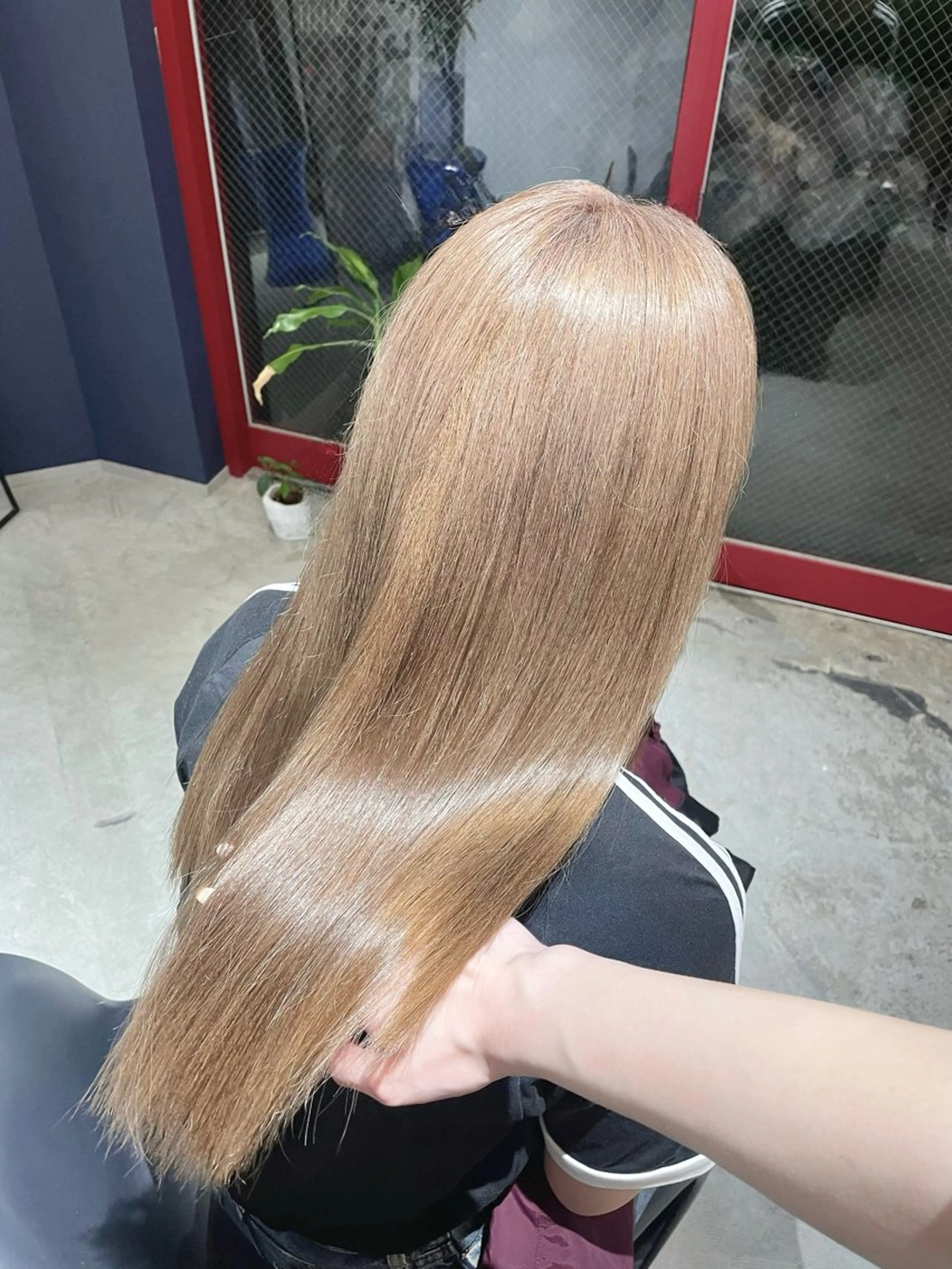 ロング カラー ベージュカラー ヘアカラー cope'u ワカナのヘアスタイル