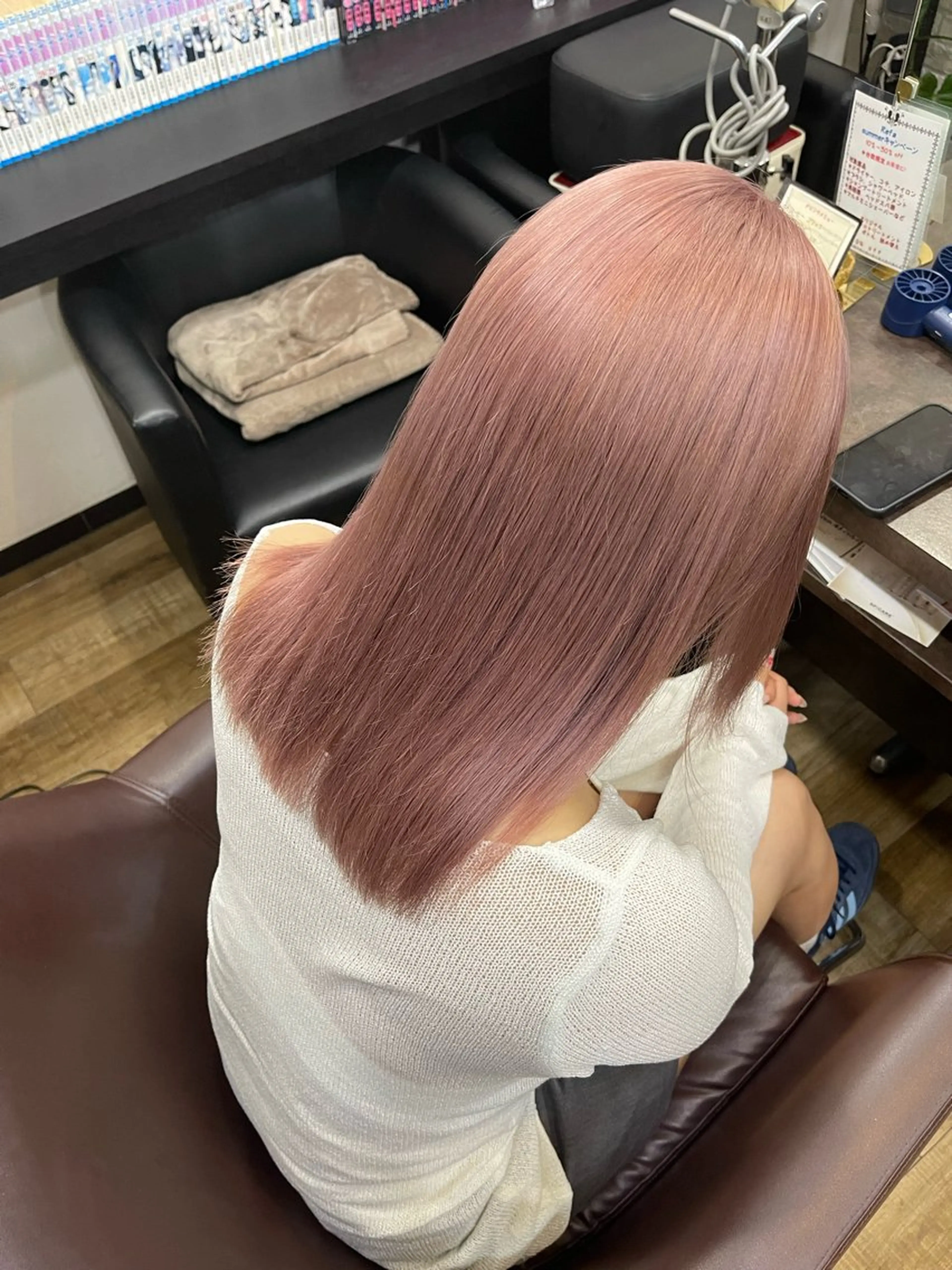 セミロング カラー ベージュカラー ピンクカラー ピンクベージュ ヘアカラー トリートメント ブリーチカラー /名駅/楓のヘアスタイル