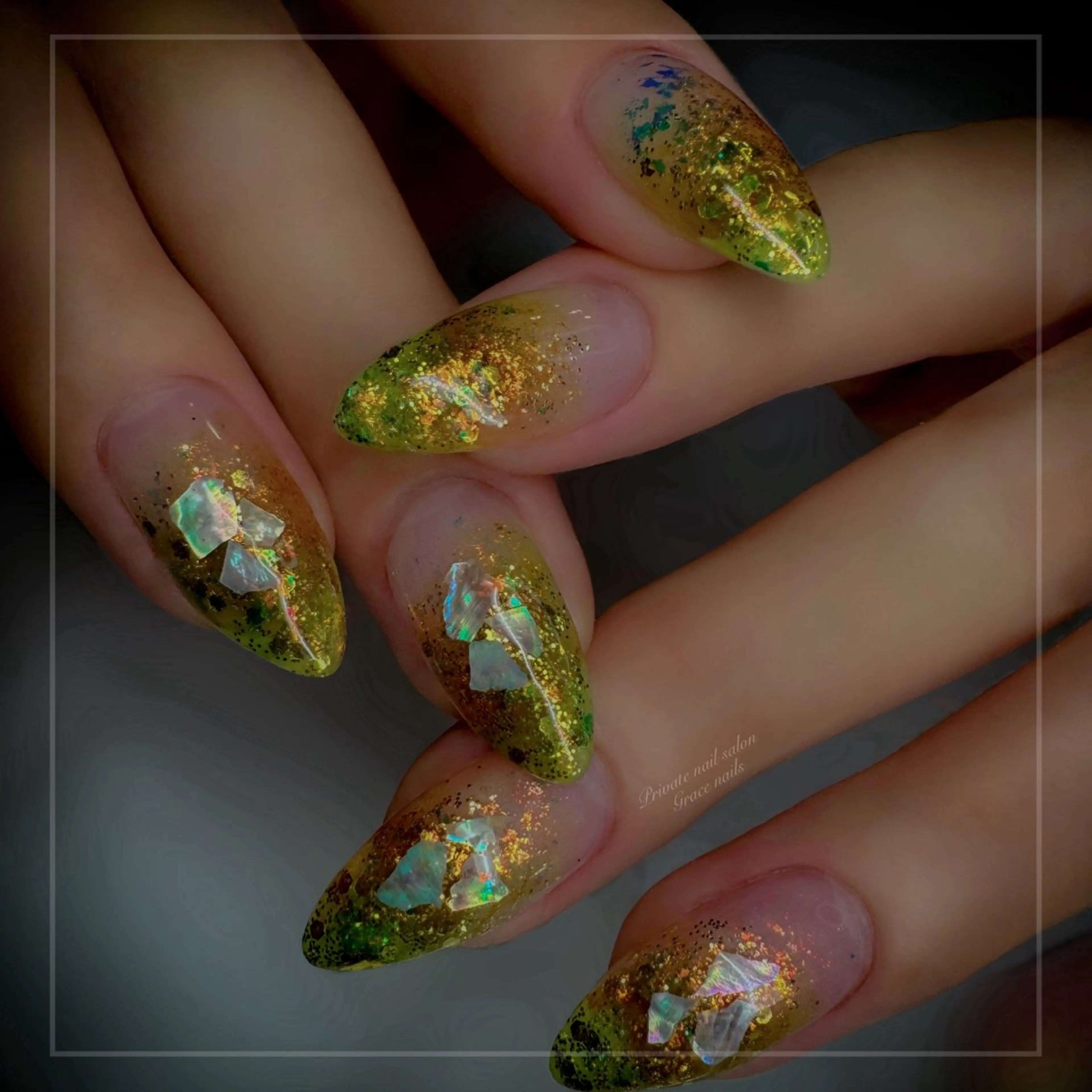 ネイル GRACE NAILSのネイルデザイン