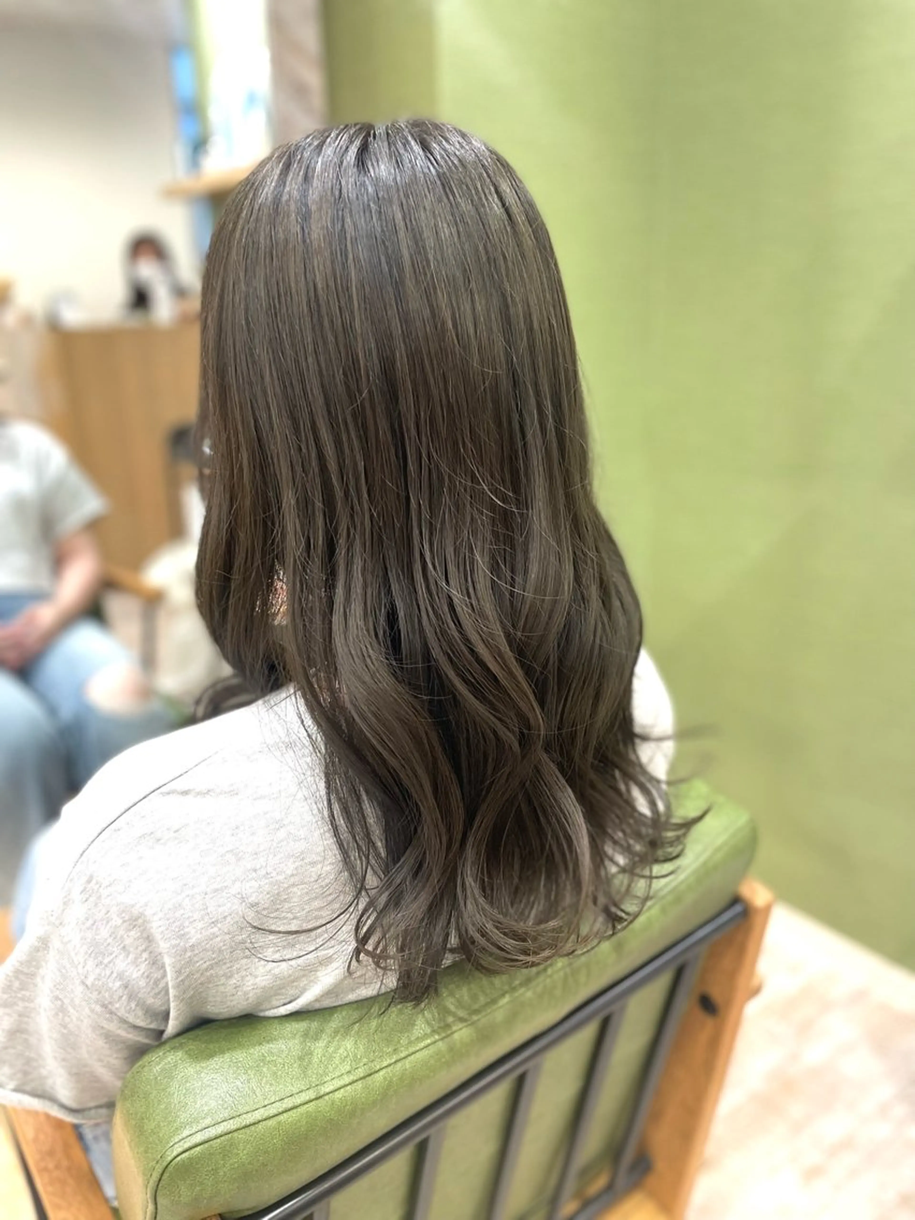 ブリーチなしダブルカラー+カット+Aujua1ステップトリートメントの写真