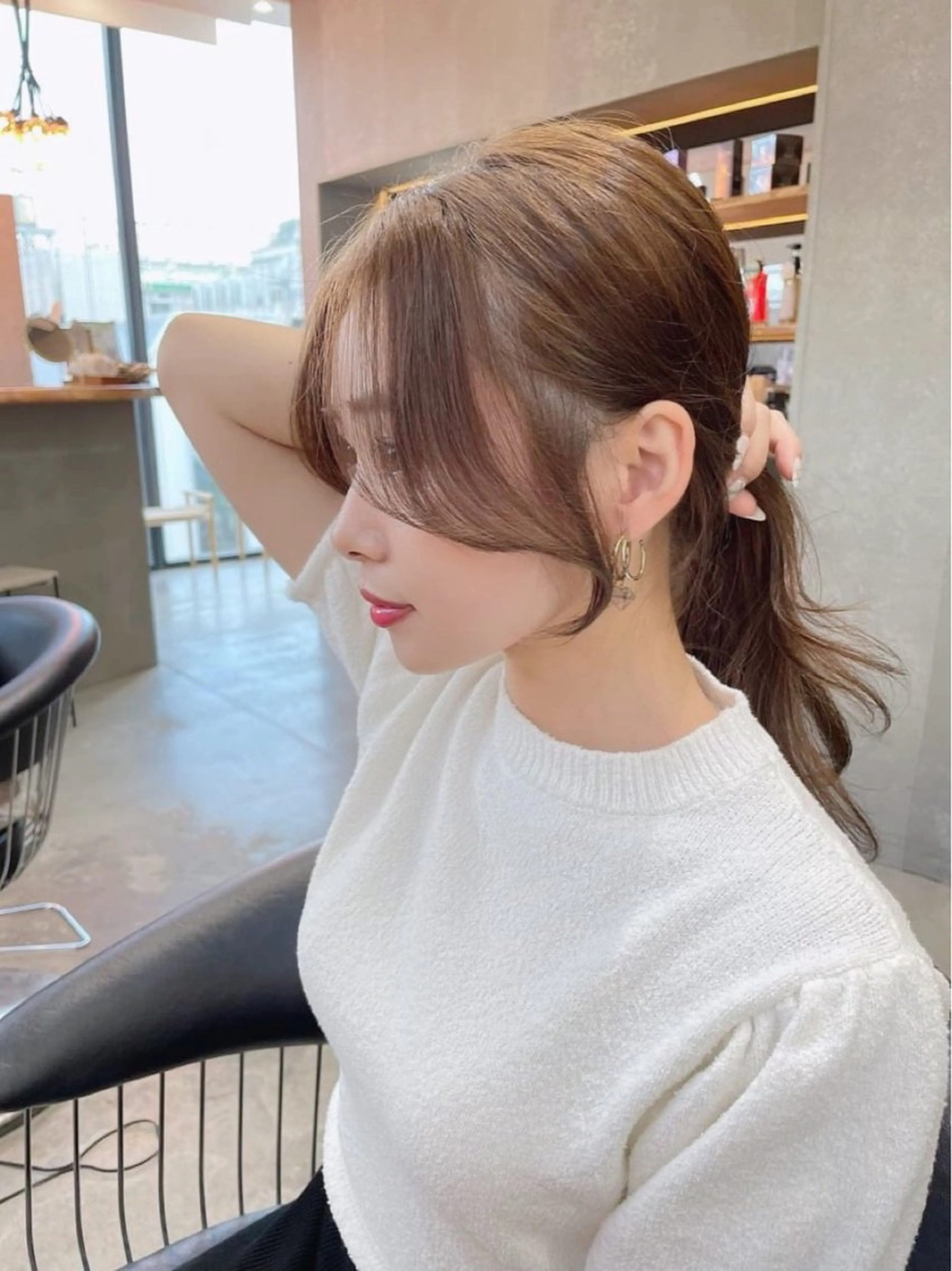 セミロング カット ヘアカラー トリートメント 山本翔一郎 韓国顔周りレイヤーのヘアスタイル