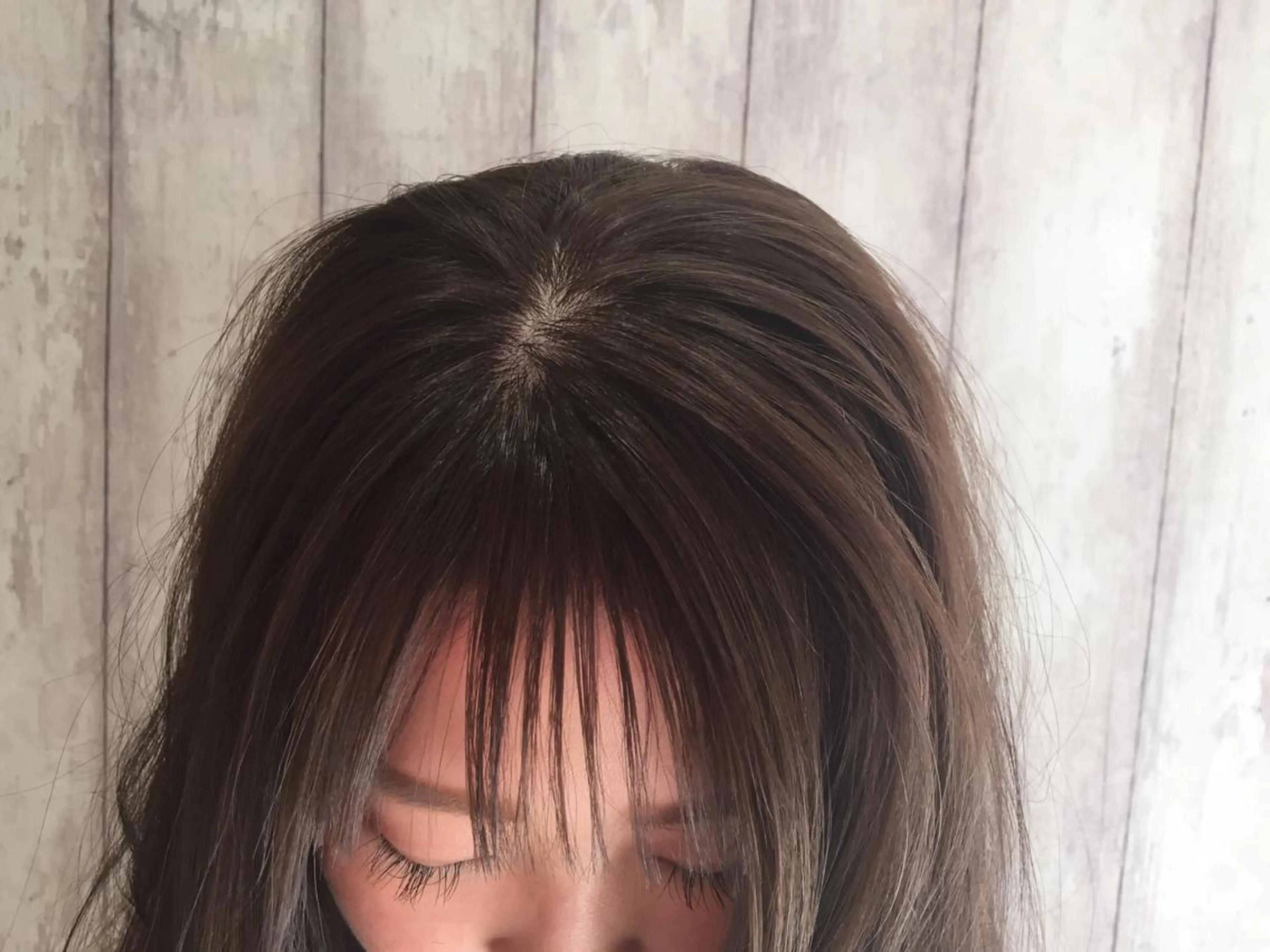 ロング カラー シースルーバング 韓国ヘア✨グレージュ カラーasamiのヘアスタイル
