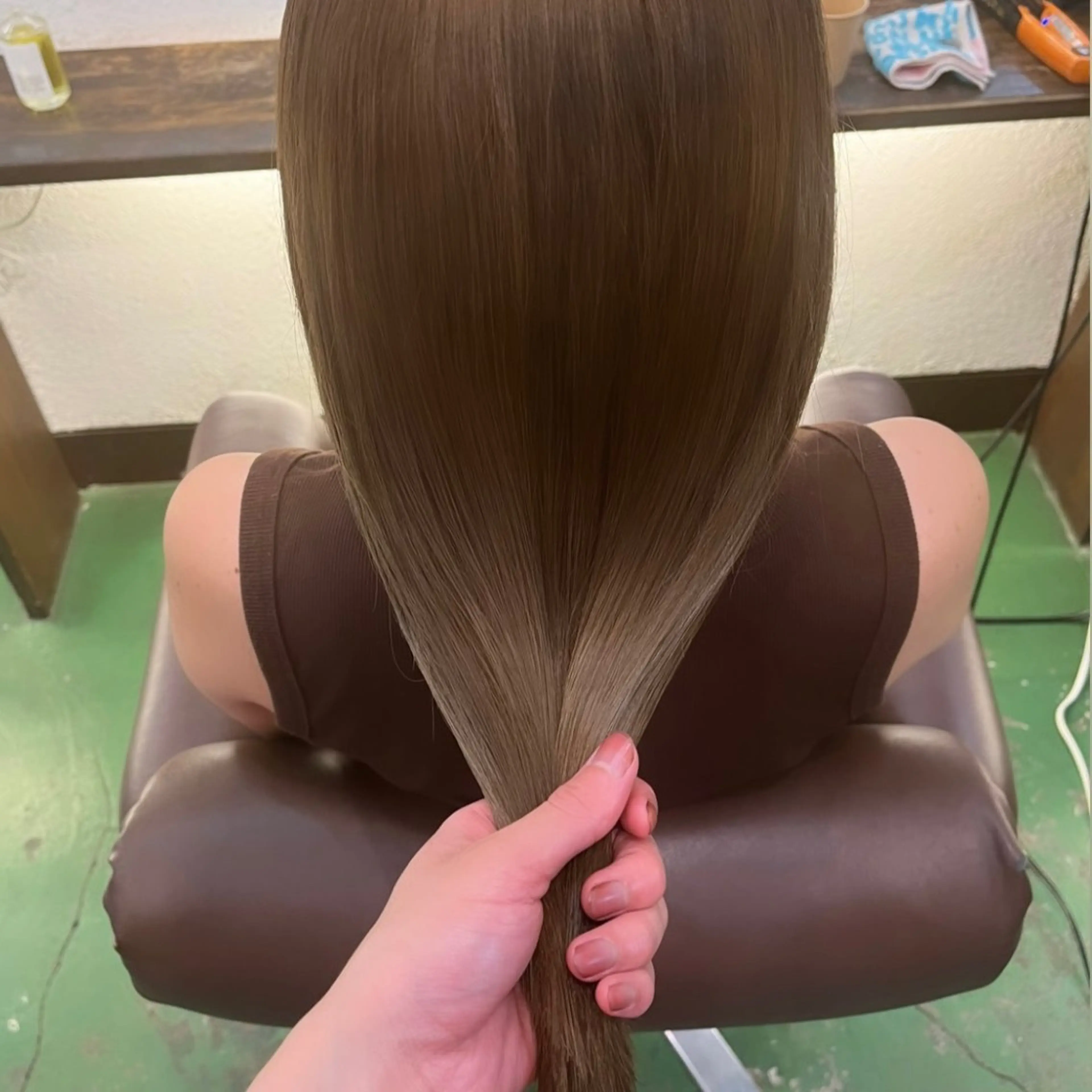 ミディアム カラー GO TODAY SHAiRE SALON 原宿本店所属・ブリーチ/レイヤー ハッシュカット/河内のヘアスタイル