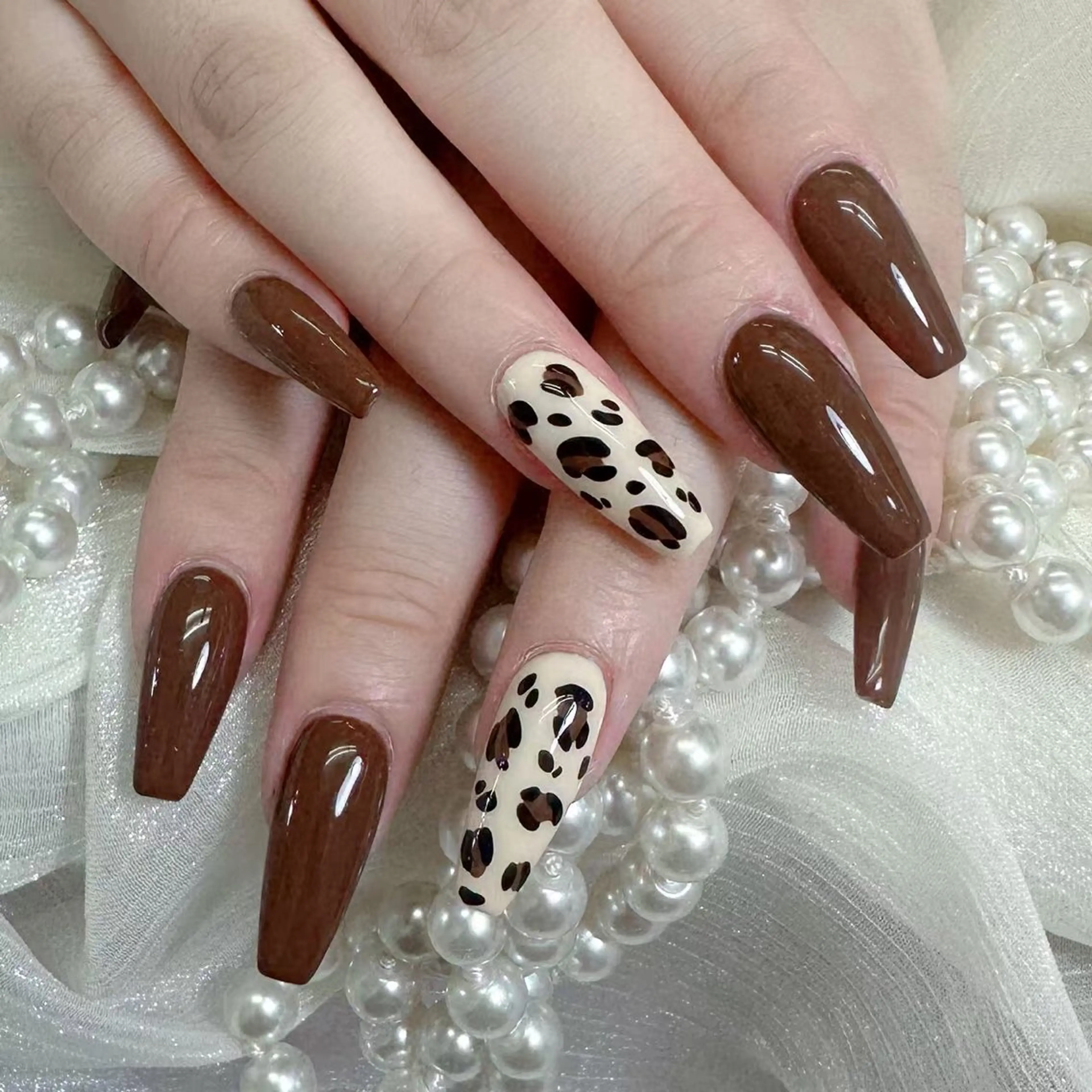 ネイル ハンドネイル ハンドケア bubu nail salon所属・BuBu Nail渋谷桜ヶ丘のネイルデザイン