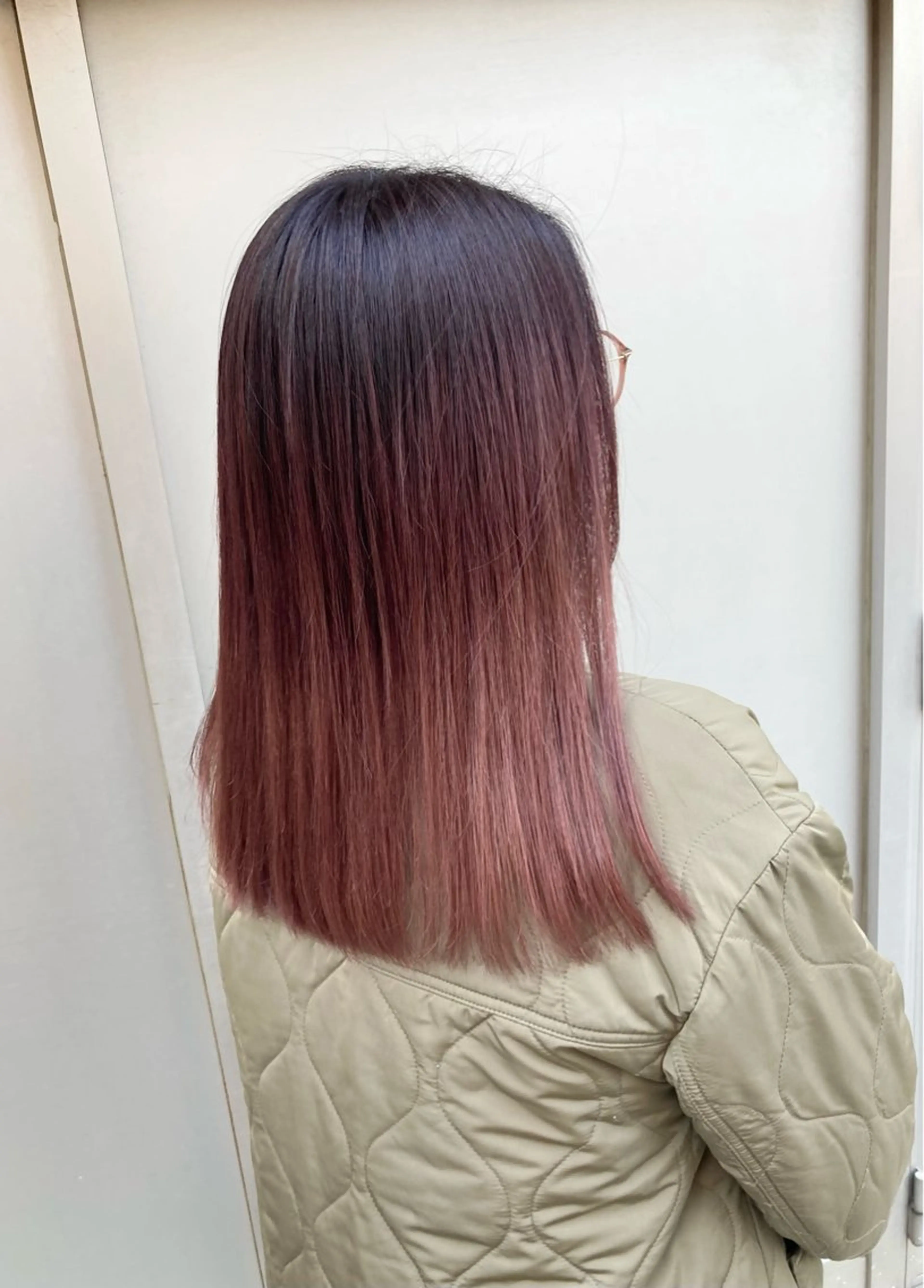 セミロング ヘアカラー Fun  hair make所属・田牧 みゆきのヘアスタイル