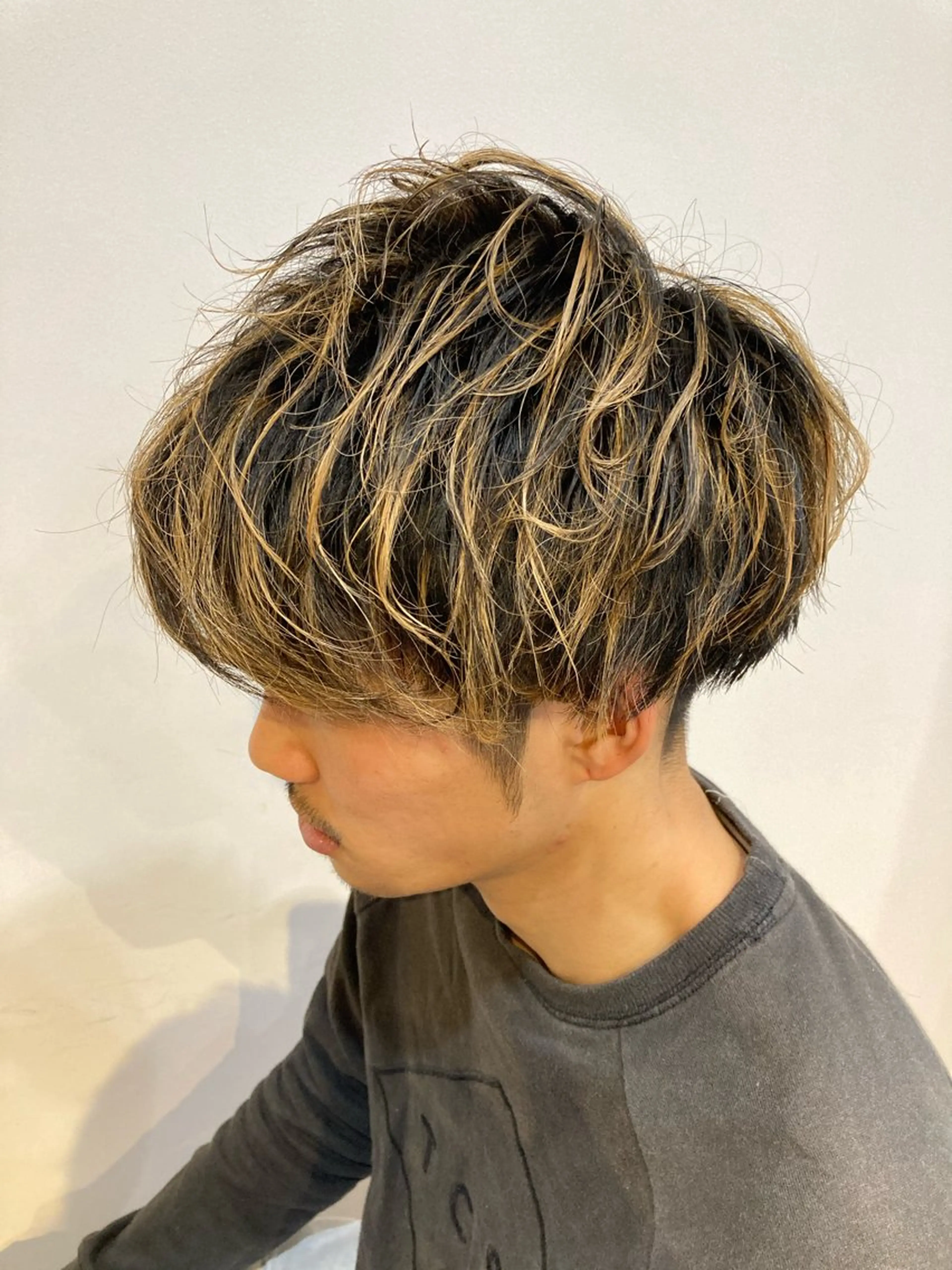 ショート メンズ キッズ ETERNAL所属・透明感カラー🌛 reikaのヘアスタイル