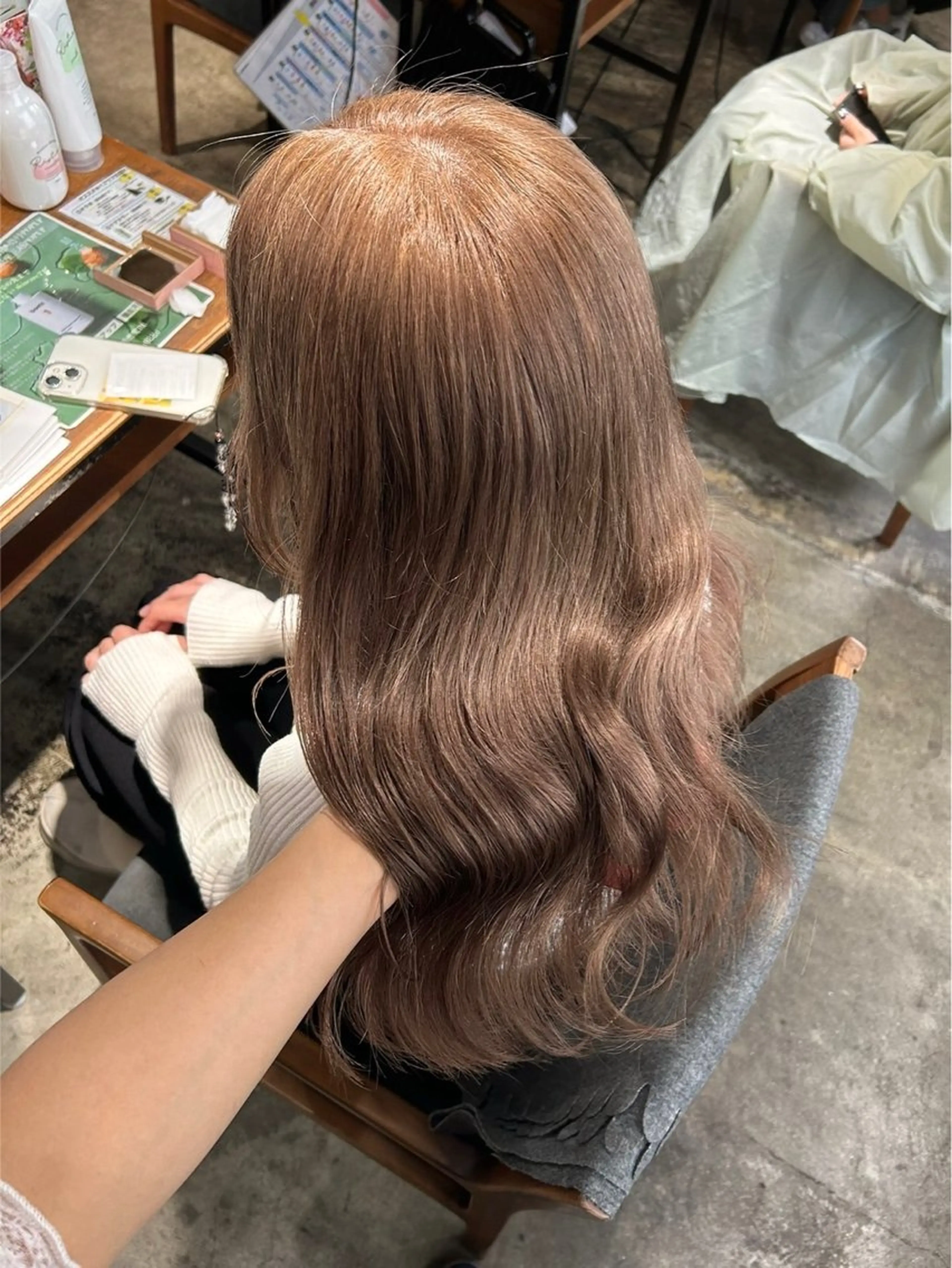 全頭ブリーチ+オンカラーorリタッチ+オンカラー『 12月26日10:00-限定』🎀🫧の写真