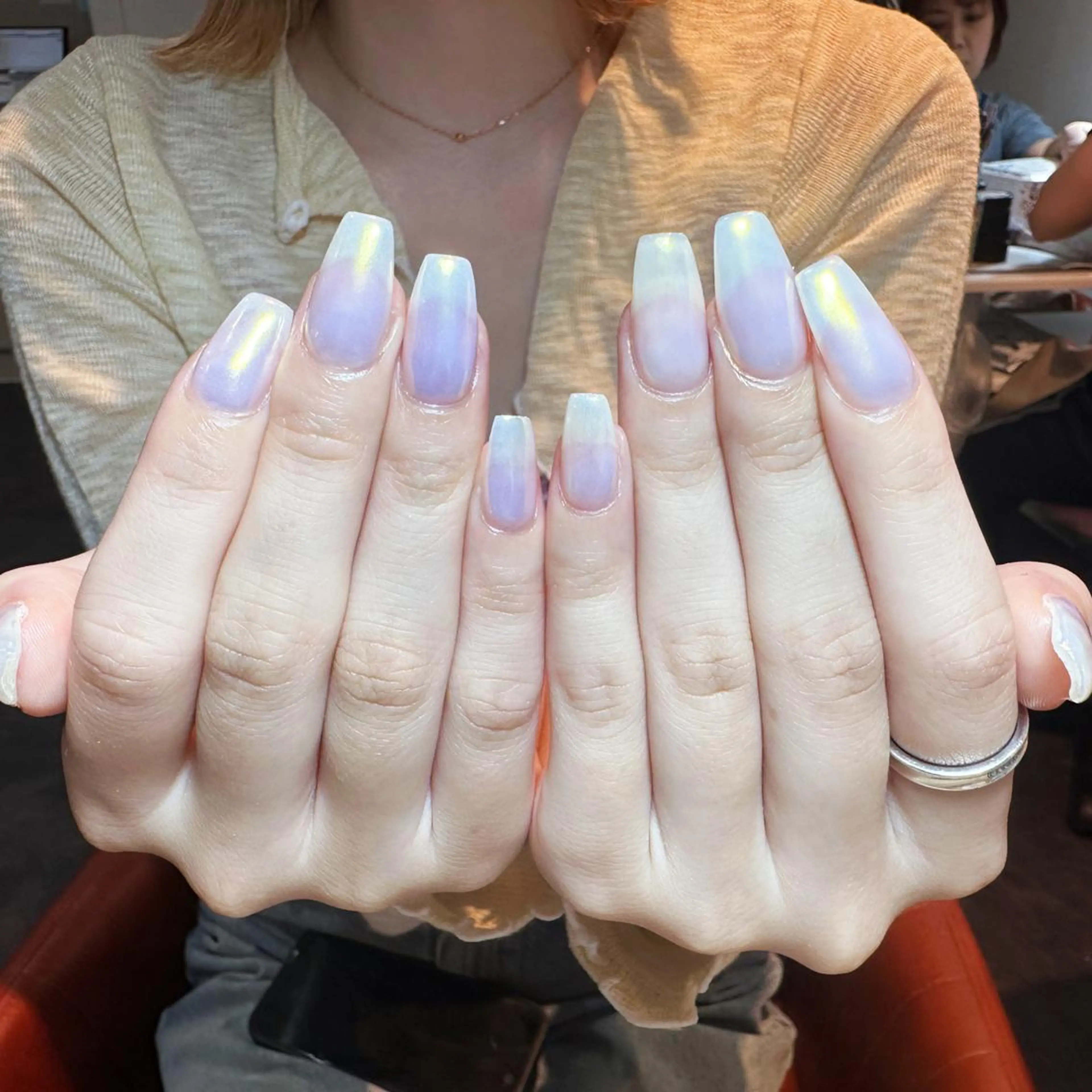 ネイル アートネイル オーロラネイル ガーリー キラキラネイル マグネットネイル ハンドネイル YOYO 💅のネイルデザイン