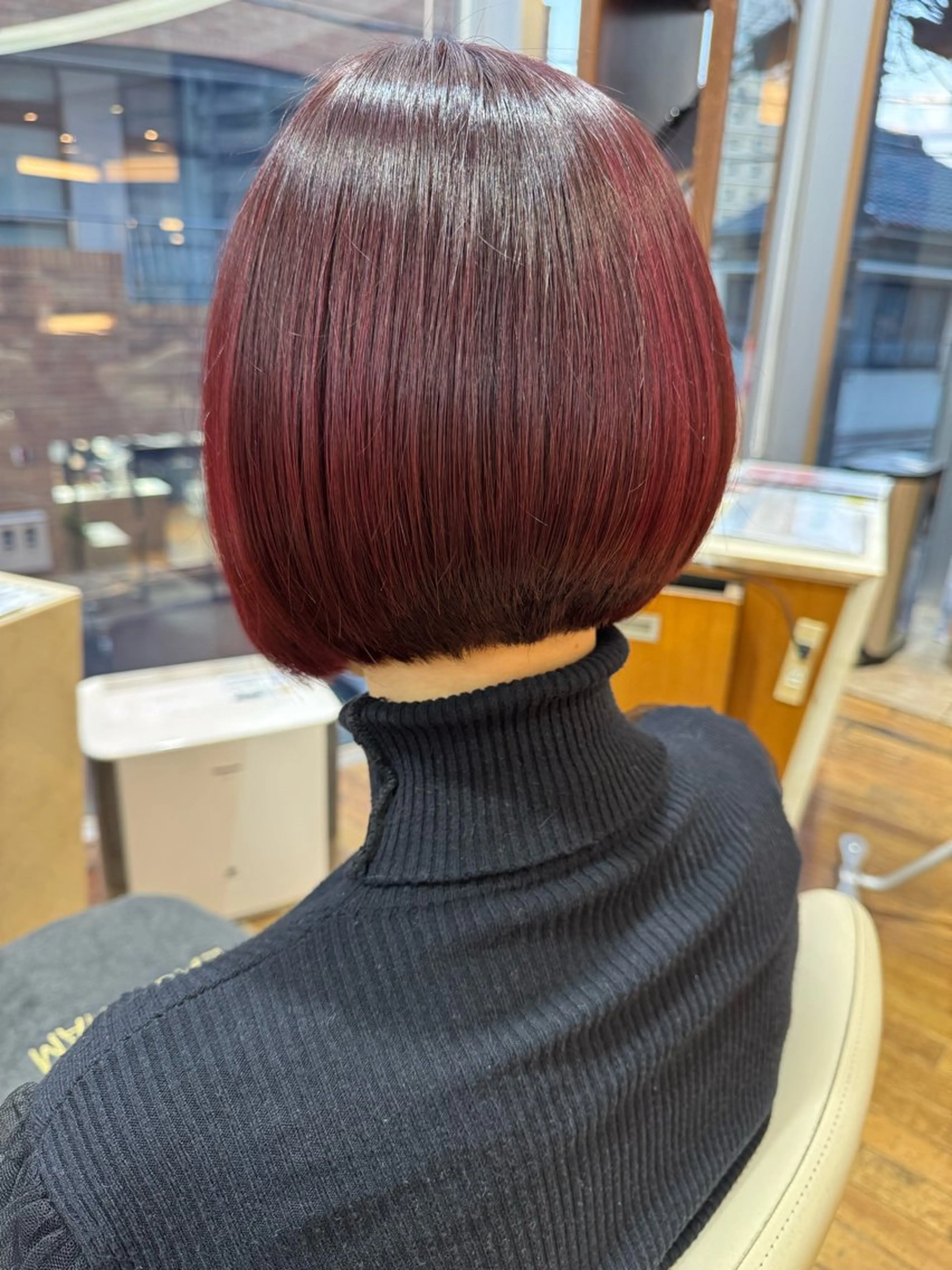 ショート EAST  HAM所属・小平 琳のヘアスタイル