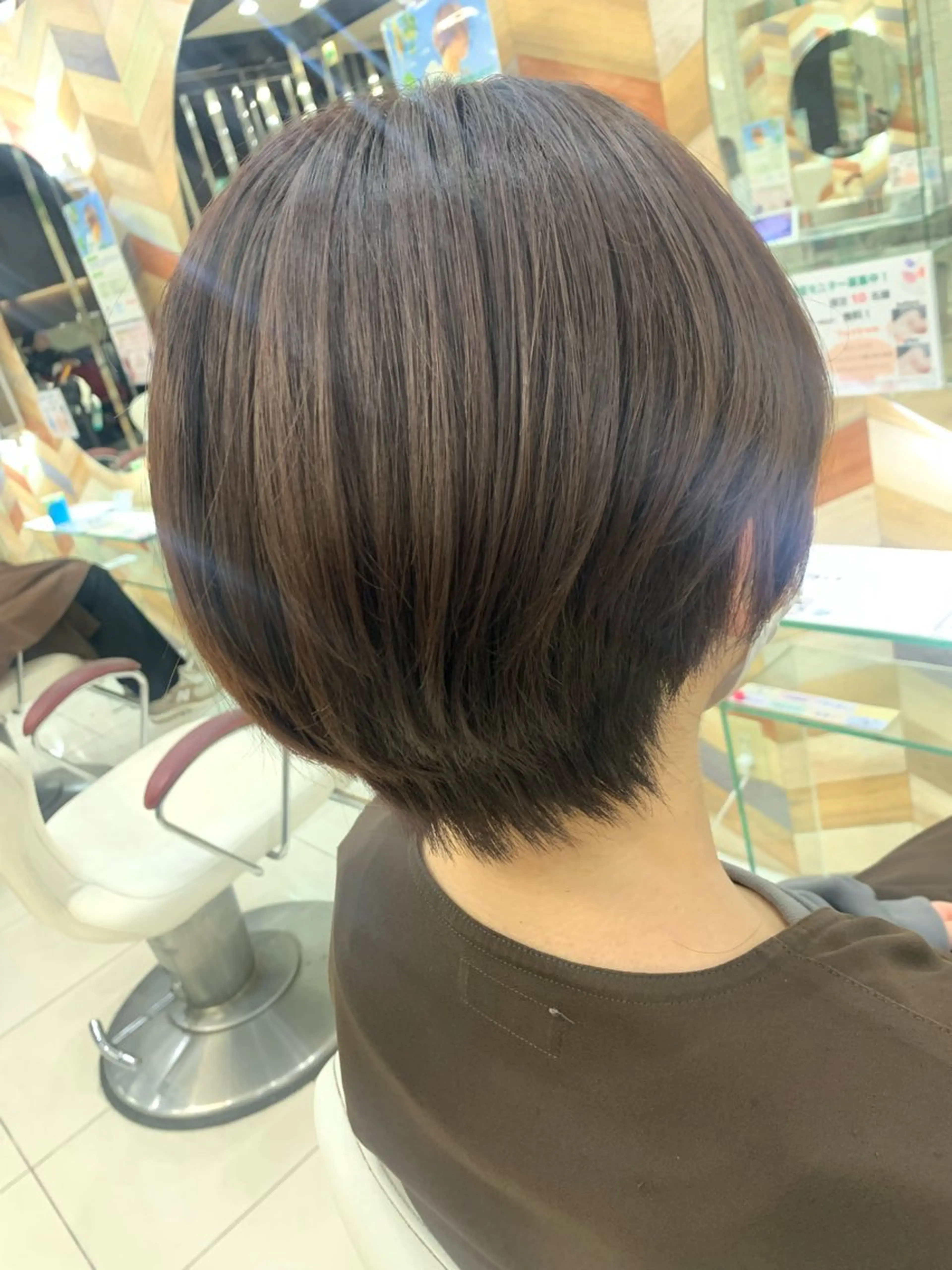 ショート カラー EARTH kazu🐰のヘアスタイル