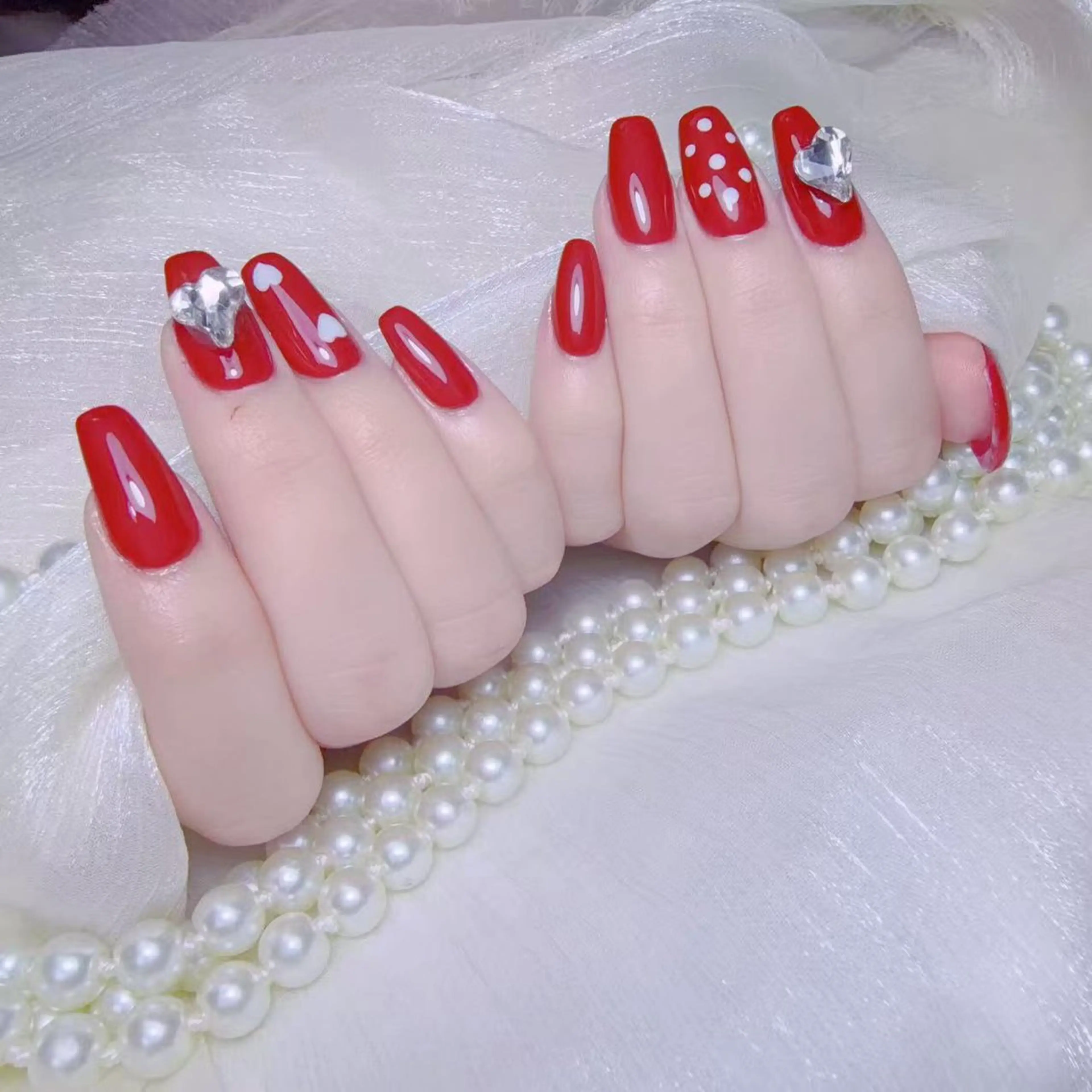 ネイル ハンドネイル ハンドケア BuBu Nail渋谷道玄坂のネイルデザイン