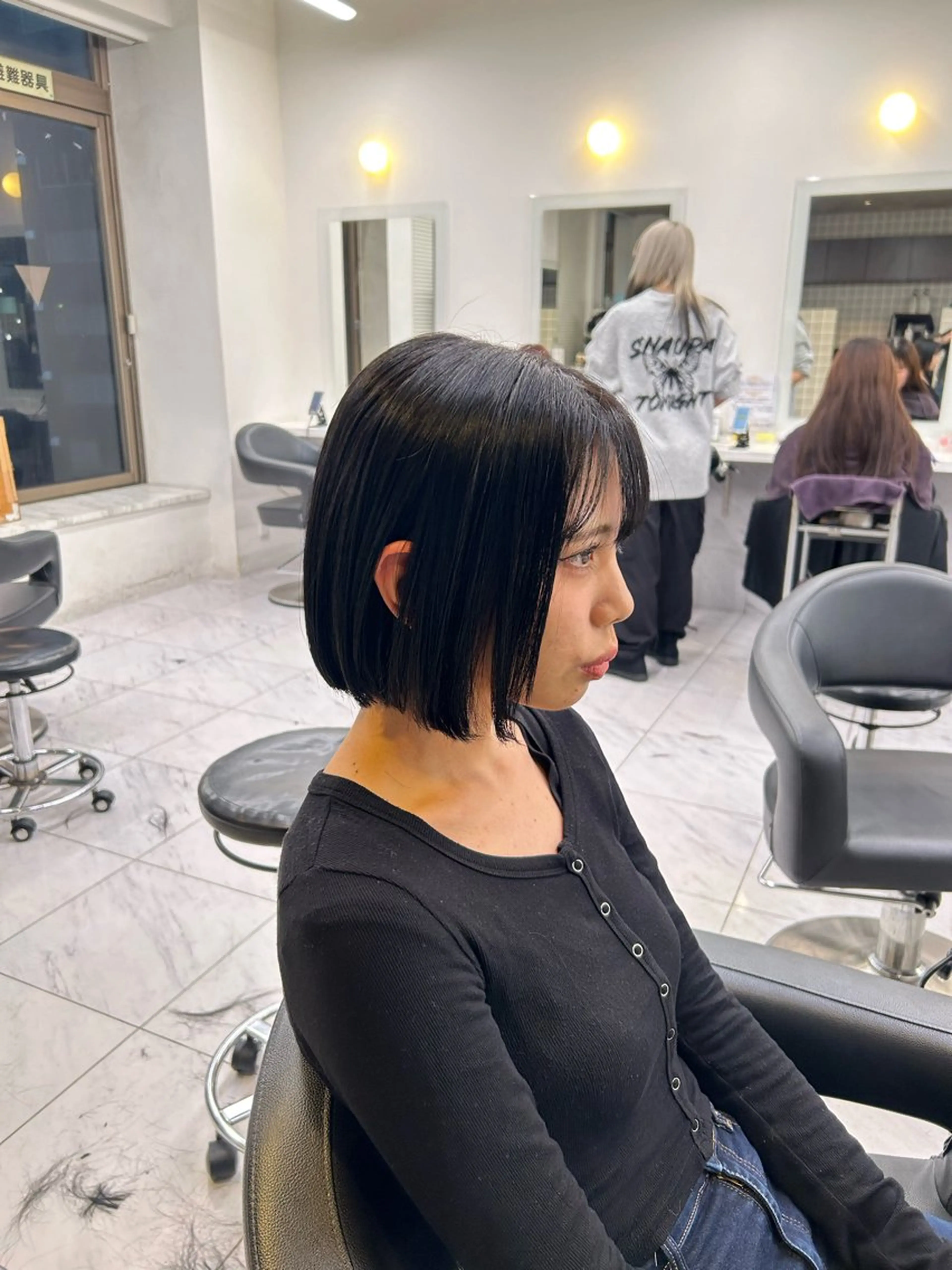 ショート カラー 韓国ヘア暗髪 ダブルカラーメンズ可のヘアスタイル
