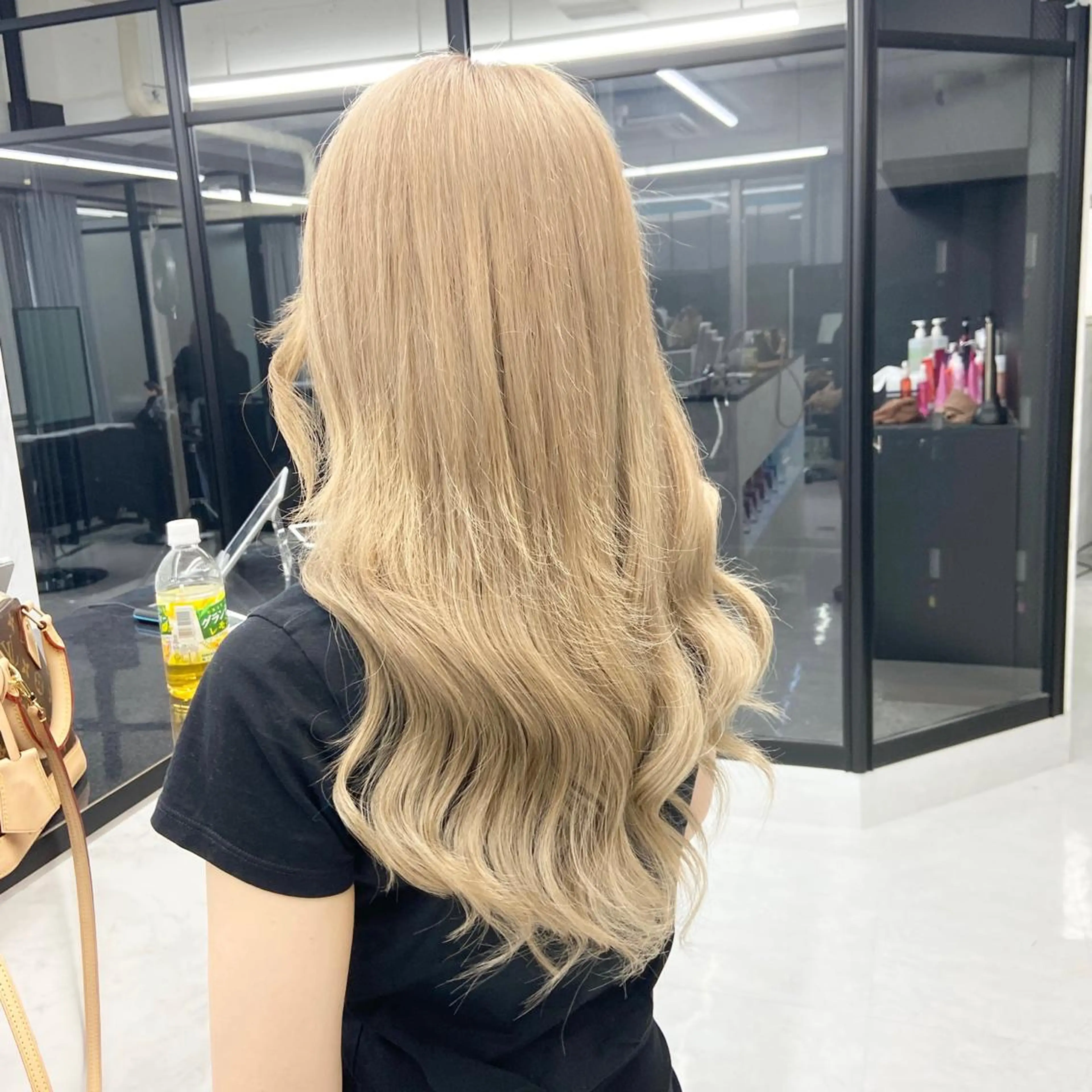 ロング カラー ハイトーンカラー ヘアカラー トリートメント エクステ ミルボンAujua認定サロン Ria  OSAKA 梅田所属・メンズ、エクステ特化 Ryuのヘアスタイル