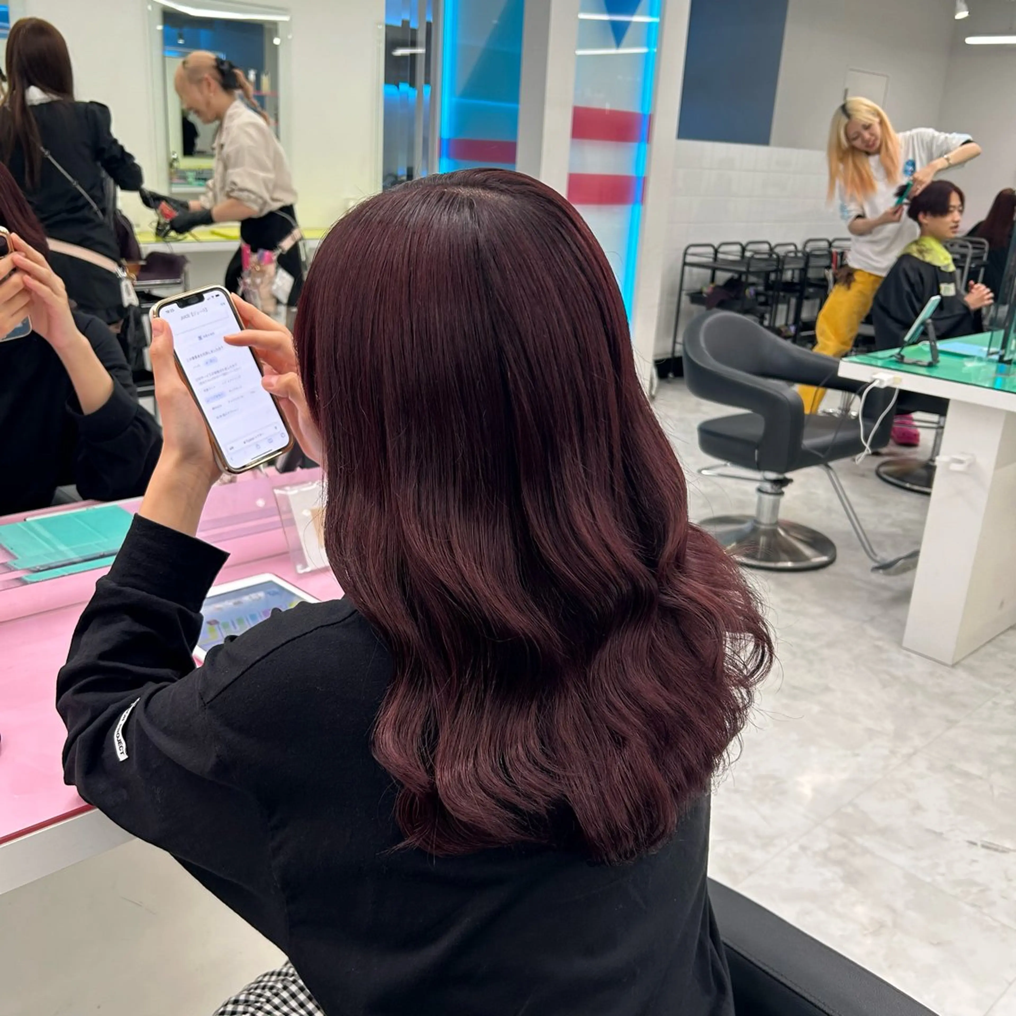 カラー ヘアカラー トリートメント ️🩷ハイトーン特化 RYUGA️🩵のヘアスタイル