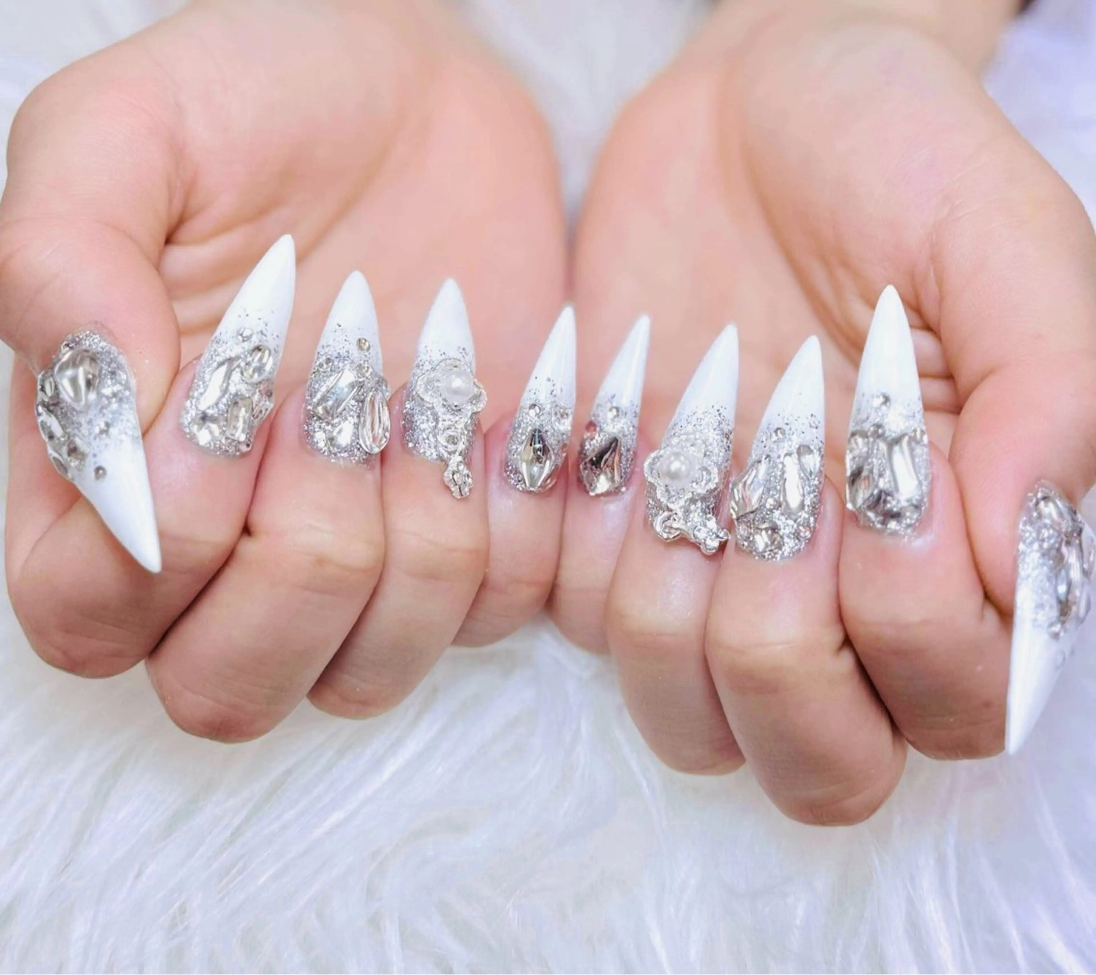 ネイル チークネイル 長さ出し フットネイル マグネットネイル 持ち込み ハンドネイル ANH NAIL ゴテゴテ専門店💎のネイルデザイン