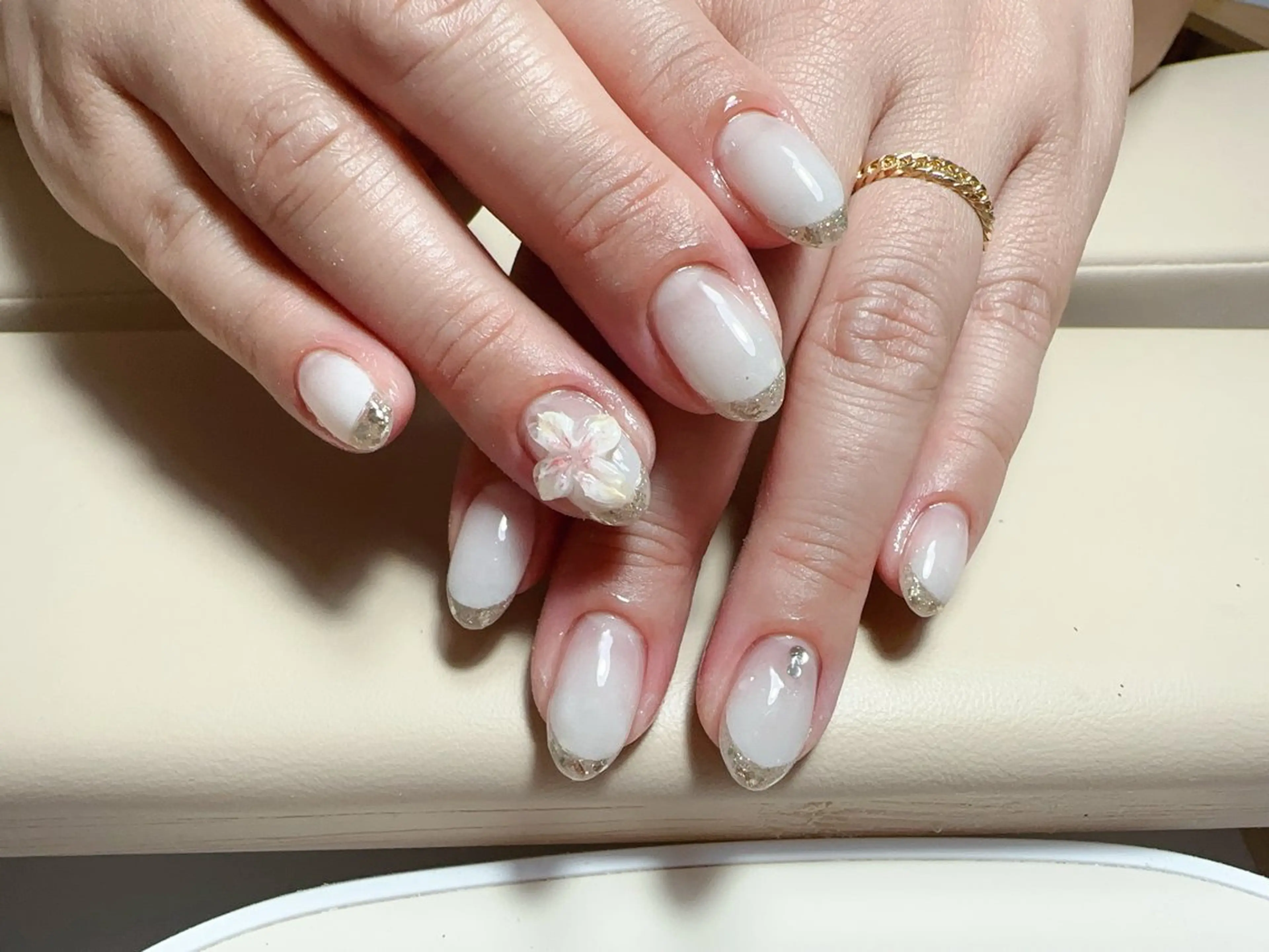 ネイル ハンドネイル NAIL CIRCLESのネイルデザイン