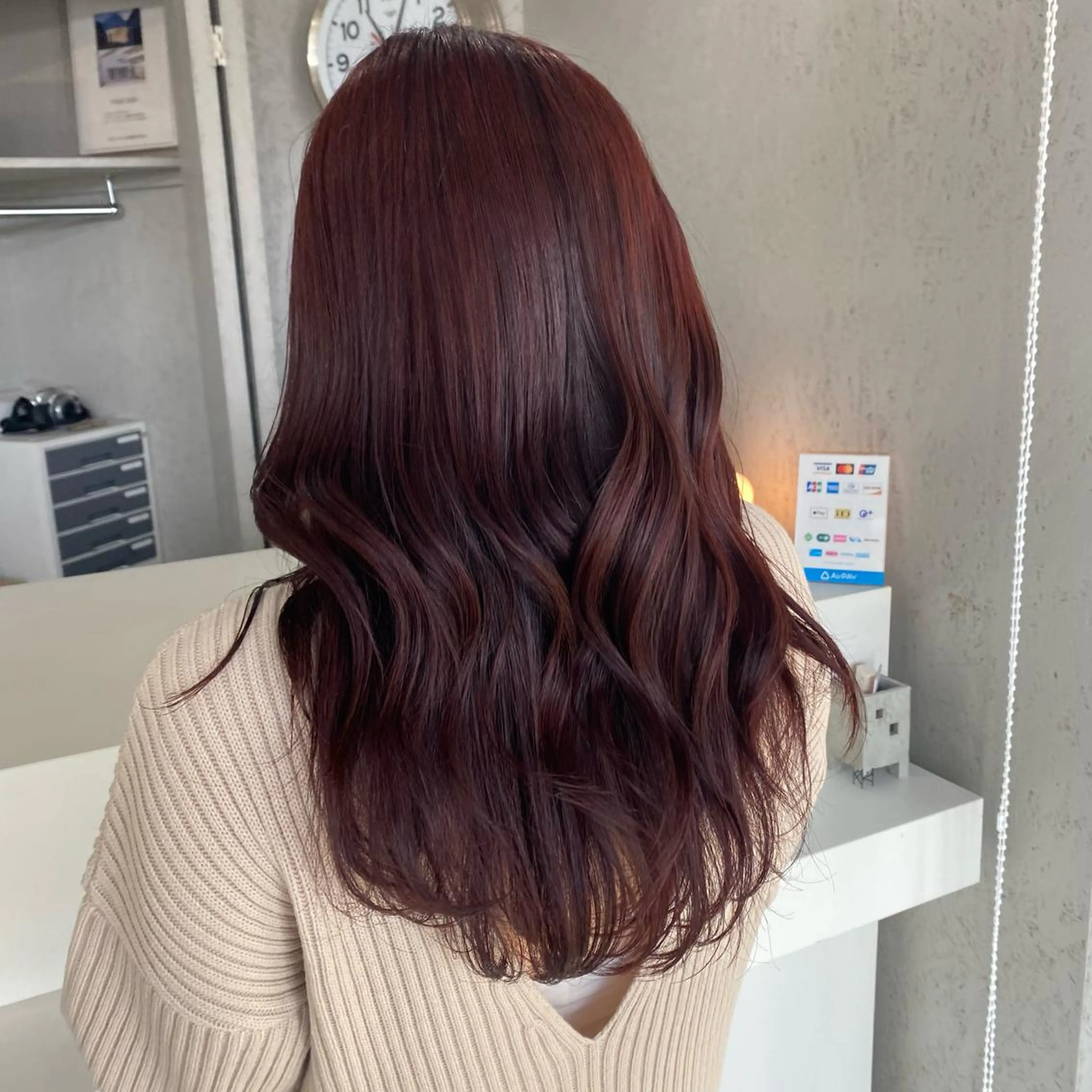 ロング ヘアカラー en⁺ trust所属・山口 麗音のヘアスタイル