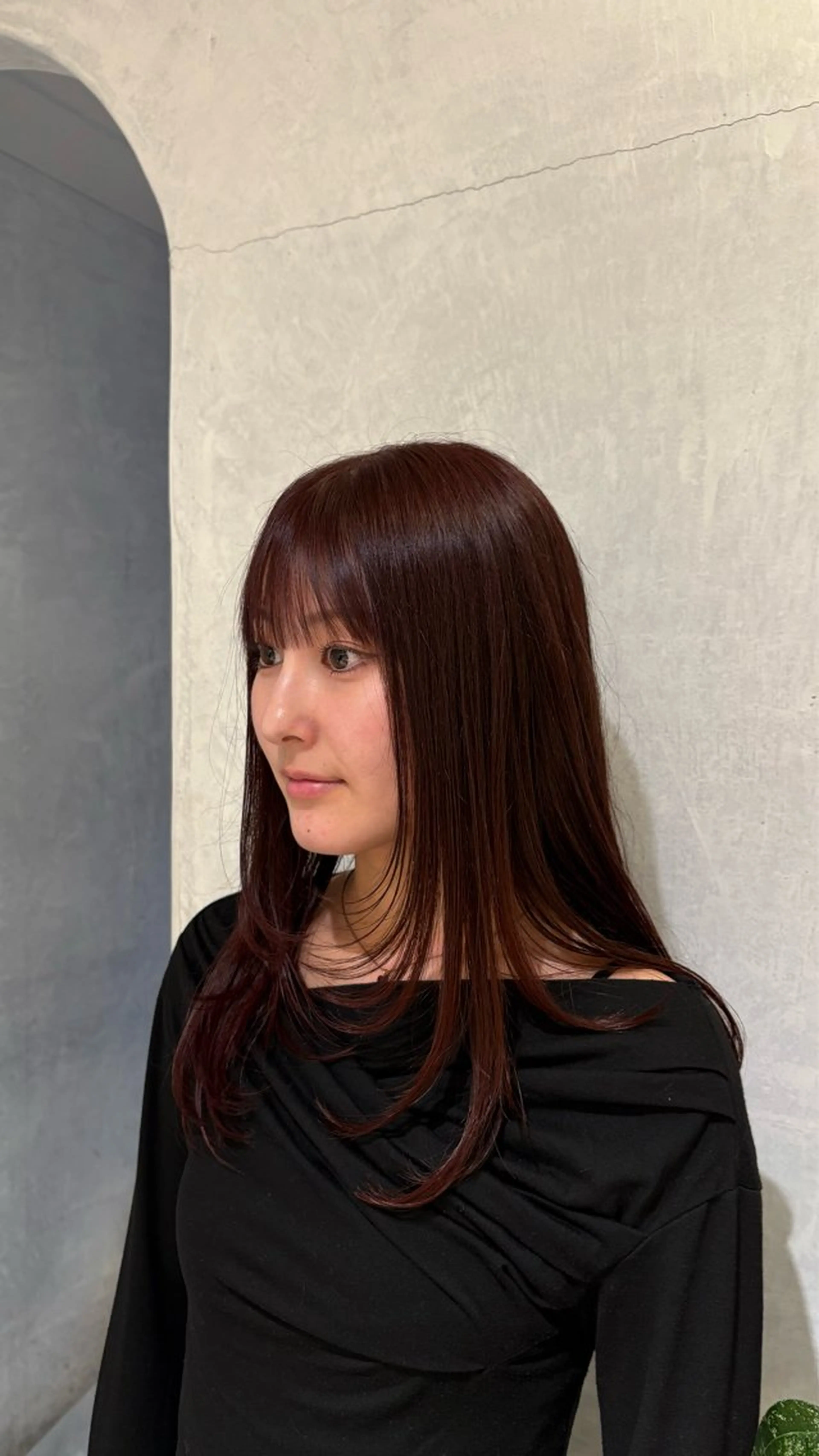 セミロング ヘアカラー Kyeco大宮所属・足立 愛菜のヘアスタイル
