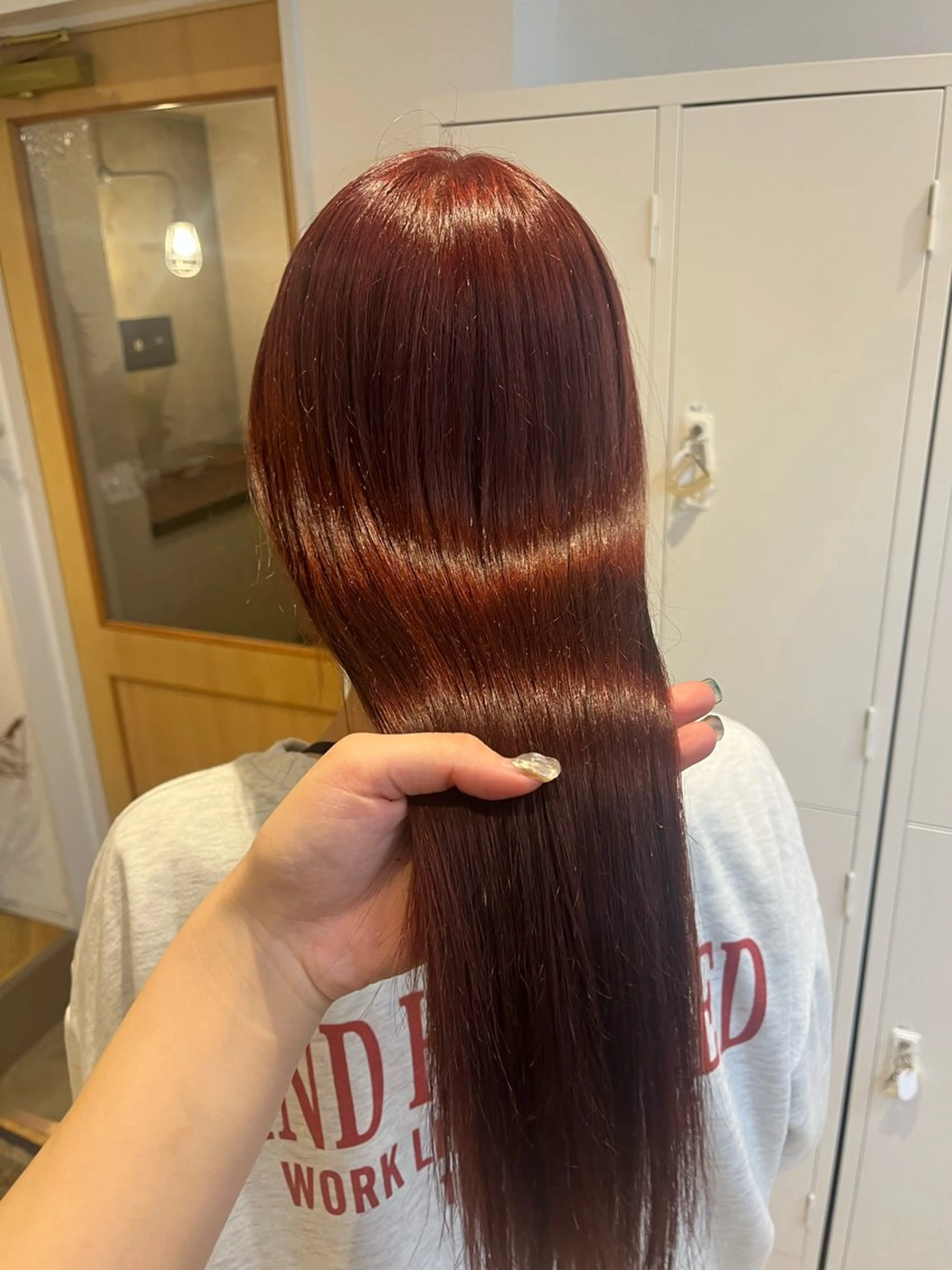 ロング 凜 (りん)のヘアスタイル