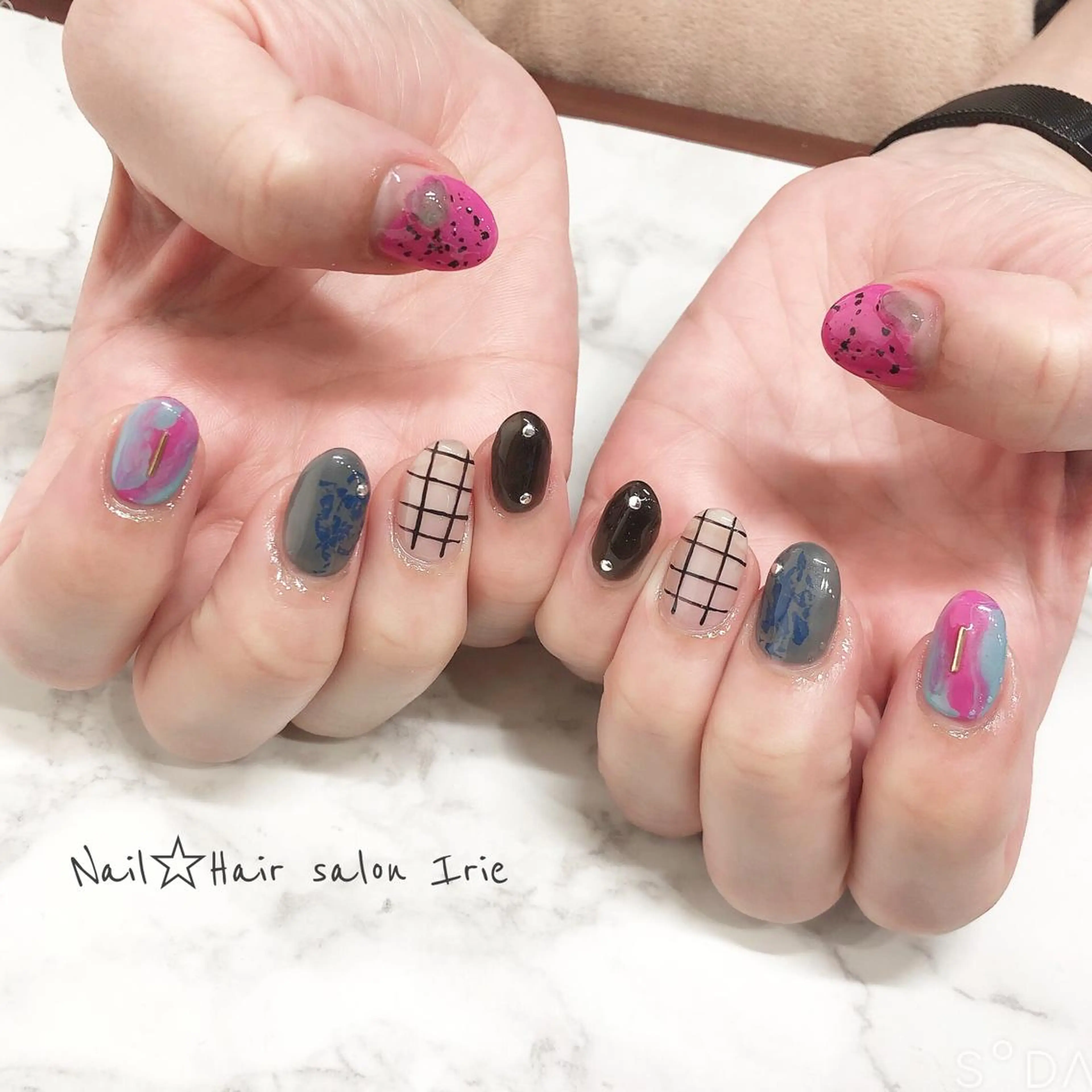 ネイル ハンドネイル Hair salon Irie所属・與儀 知佳のネイルデザイン