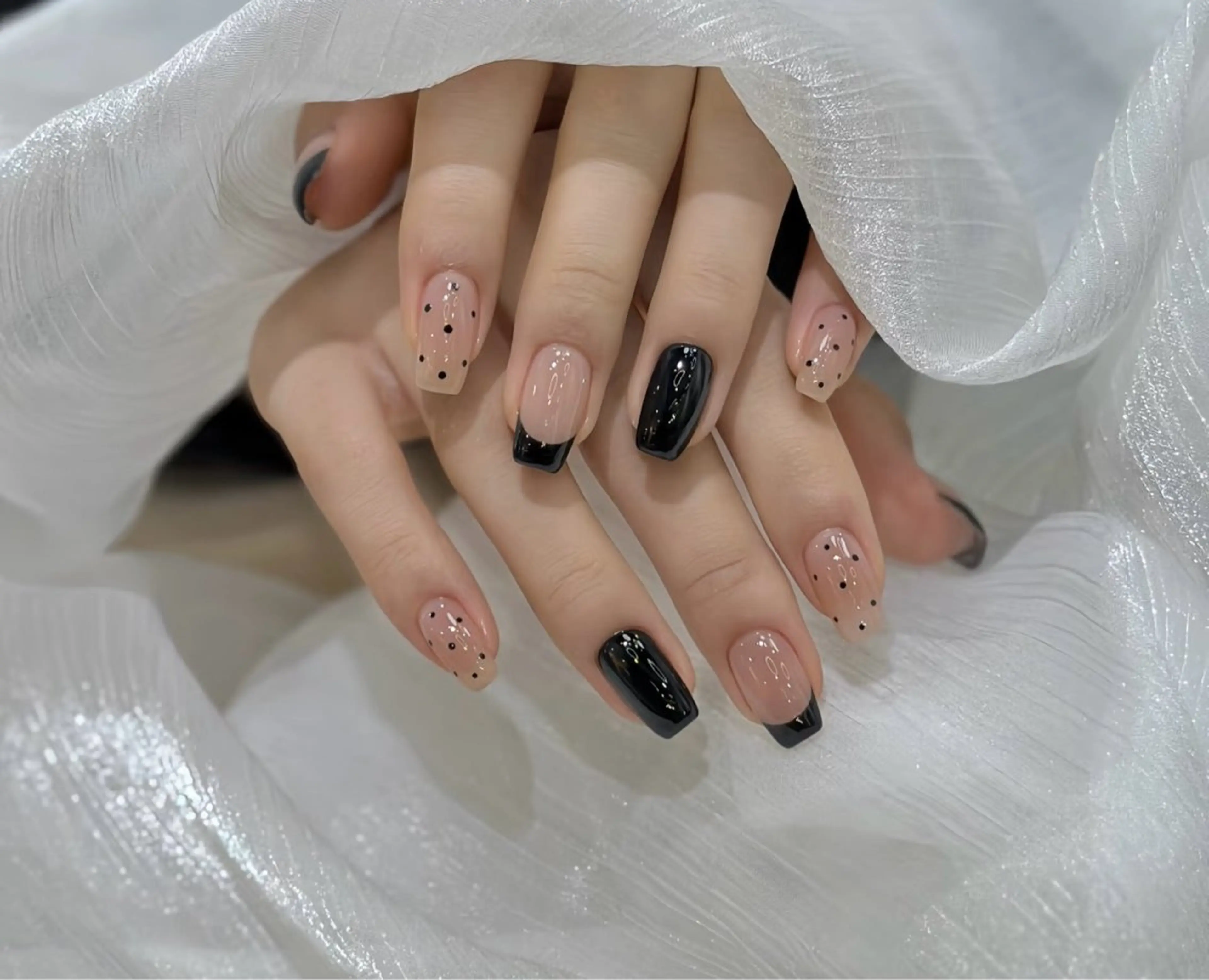 ネイル ハンドネイル YUN ネイルサロンのネイルデザイン