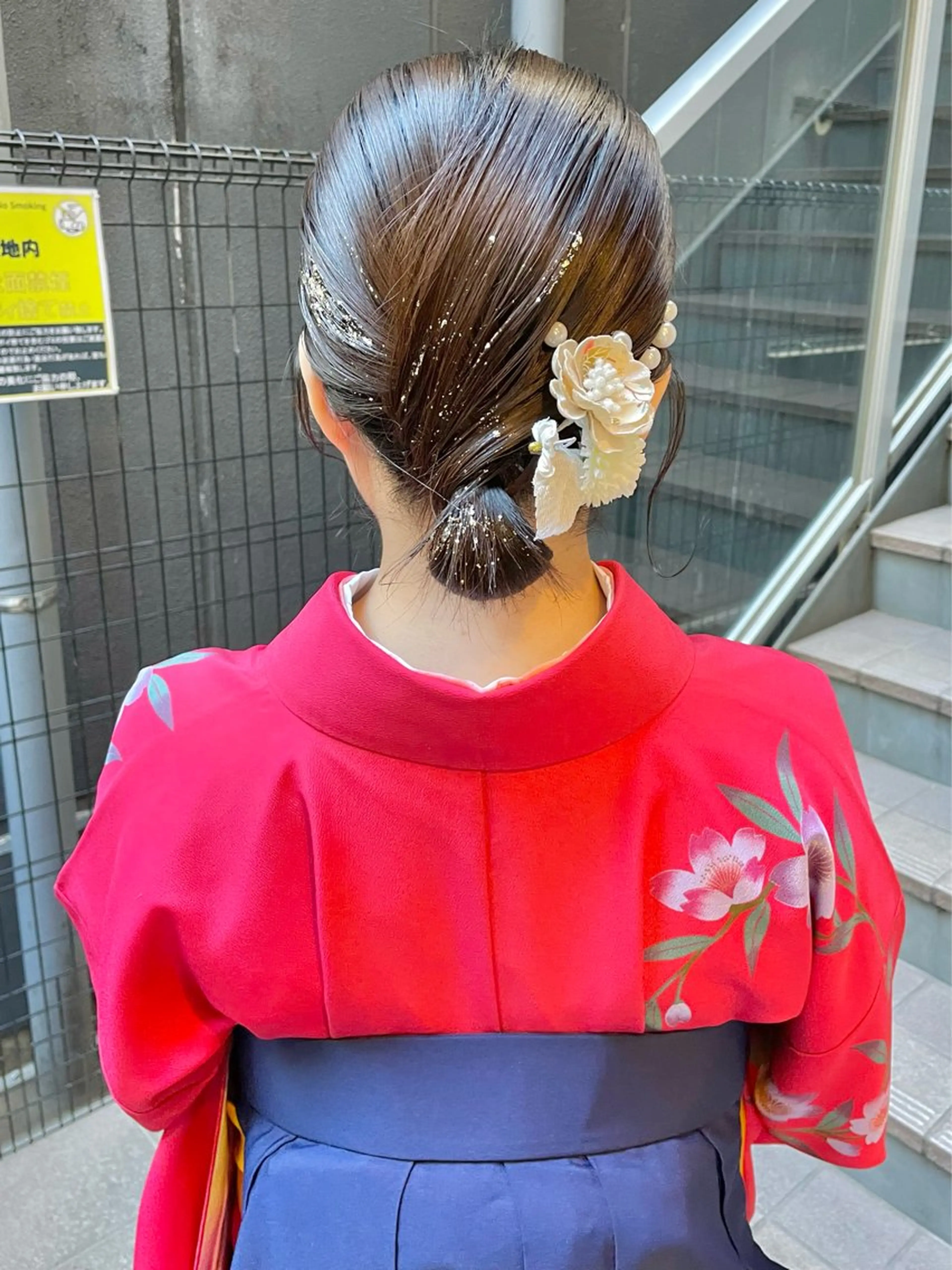 ミディアム ヘアアレンジ 卒業式のヘアスタイル ダブルカラー🦖 /髪質改善⚡️しおりのヘアスタイル