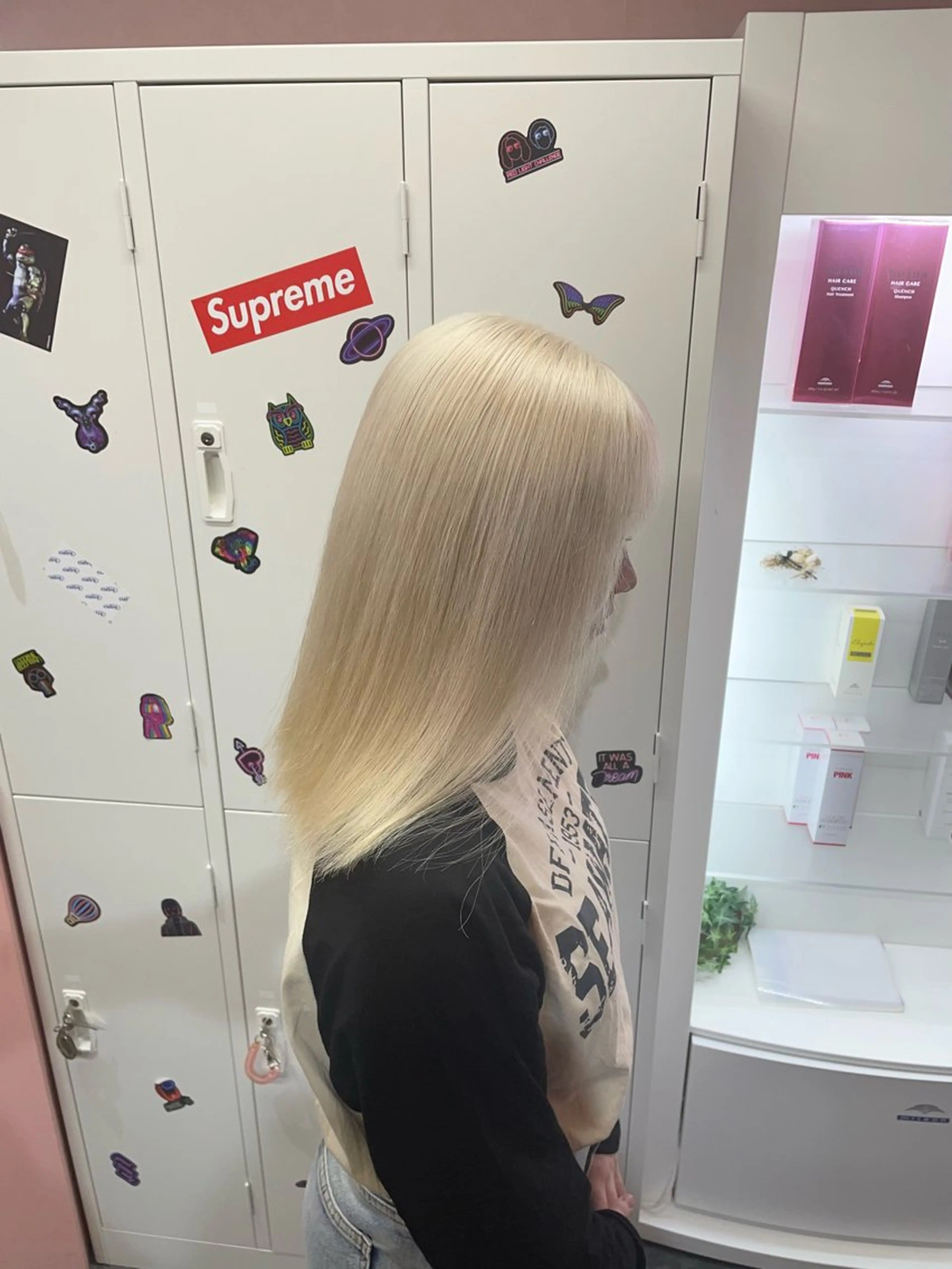 セミロング カラー ブロンド ホワイトブロンド ヘアカラー ハイトーン/ブリーチ /hikaruのヘアスタイル