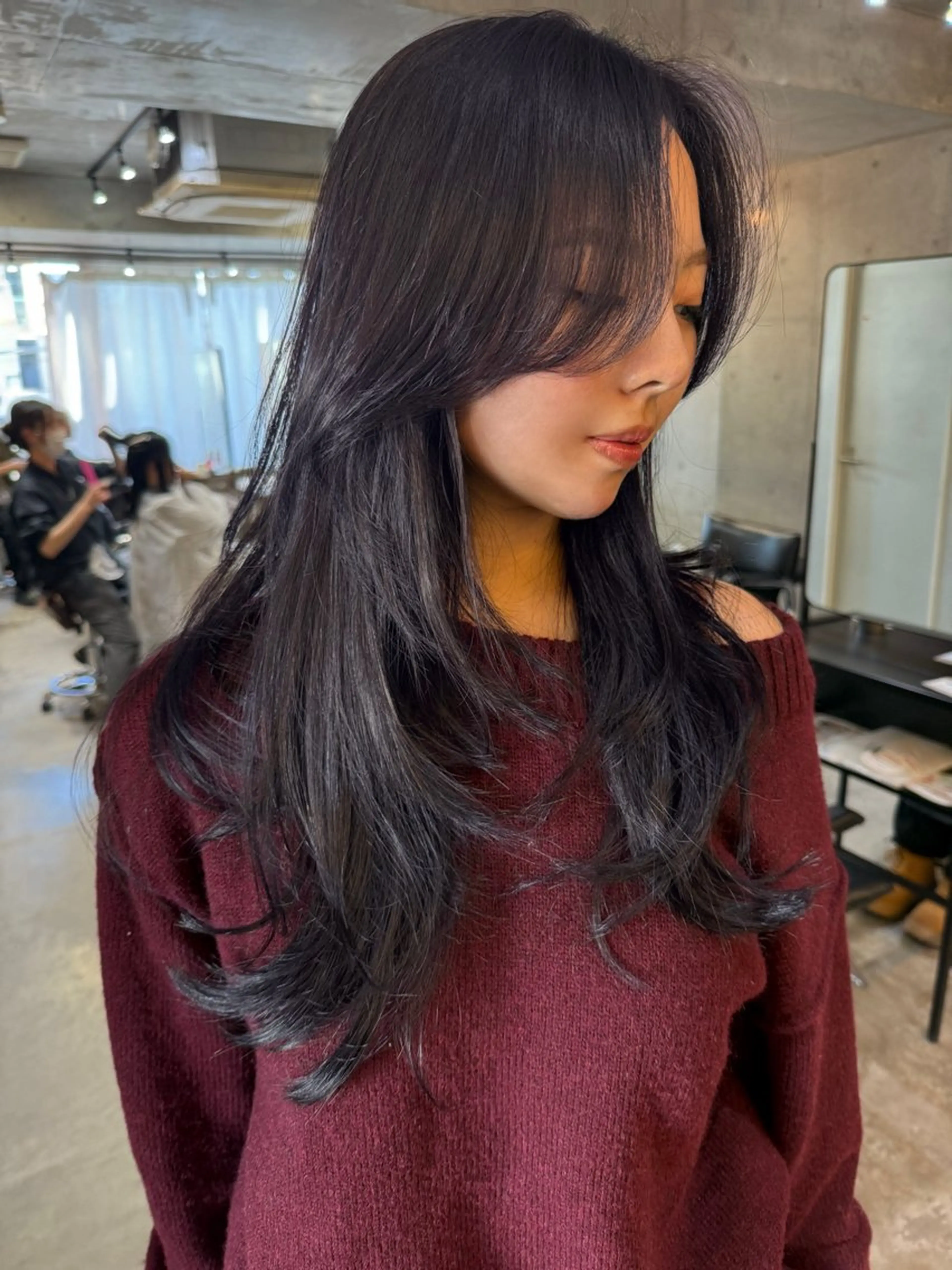 ロング かきあげバング レイヤーカット カット ヘアカラー レイヤーカット\ウル フ　chinatsuのヘアスタイル