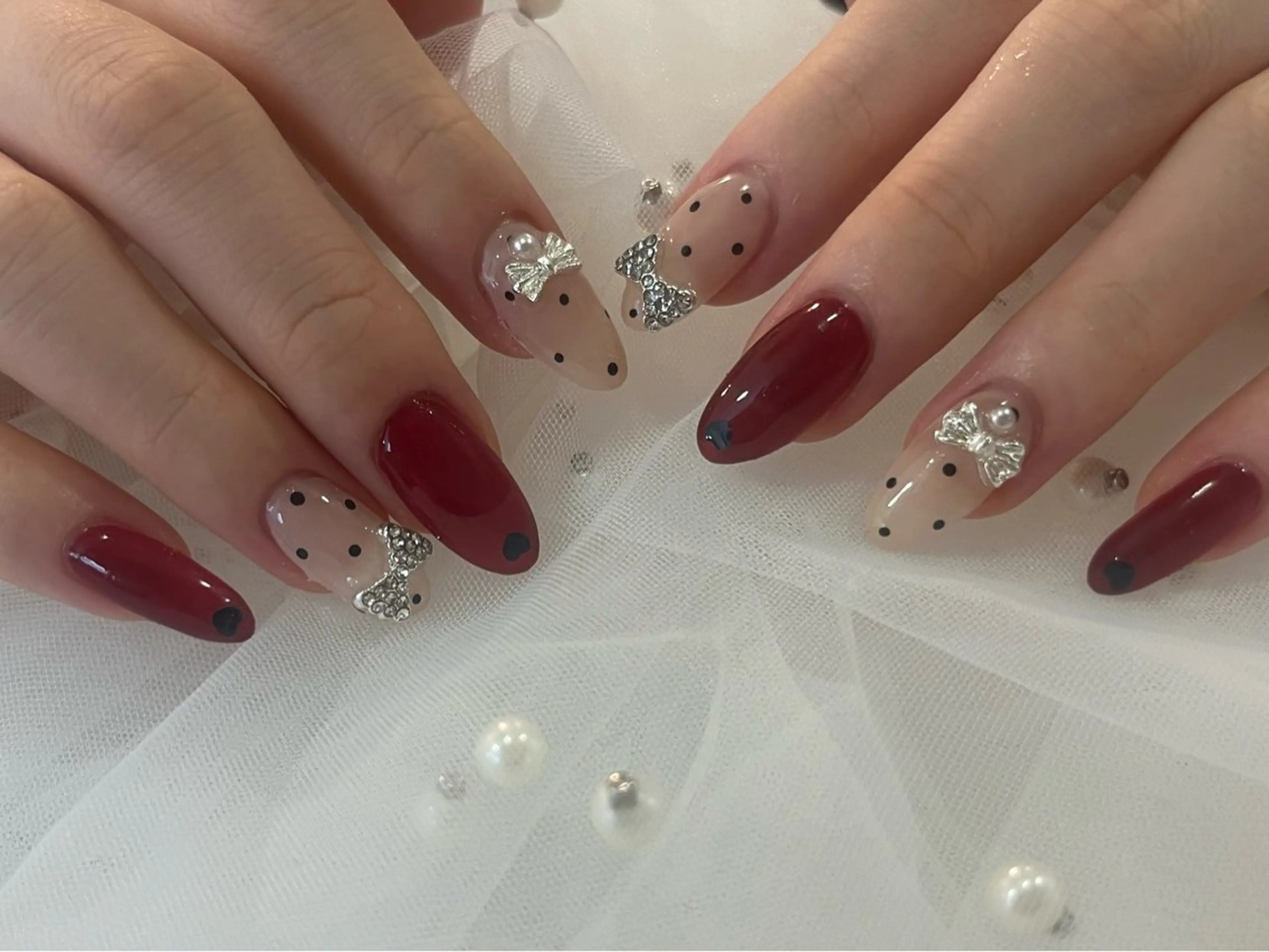 ミディアム NAIL SALON FLOR所属・キラキラネイル/ 韓国ネイルMAKIのネイルデザイン
