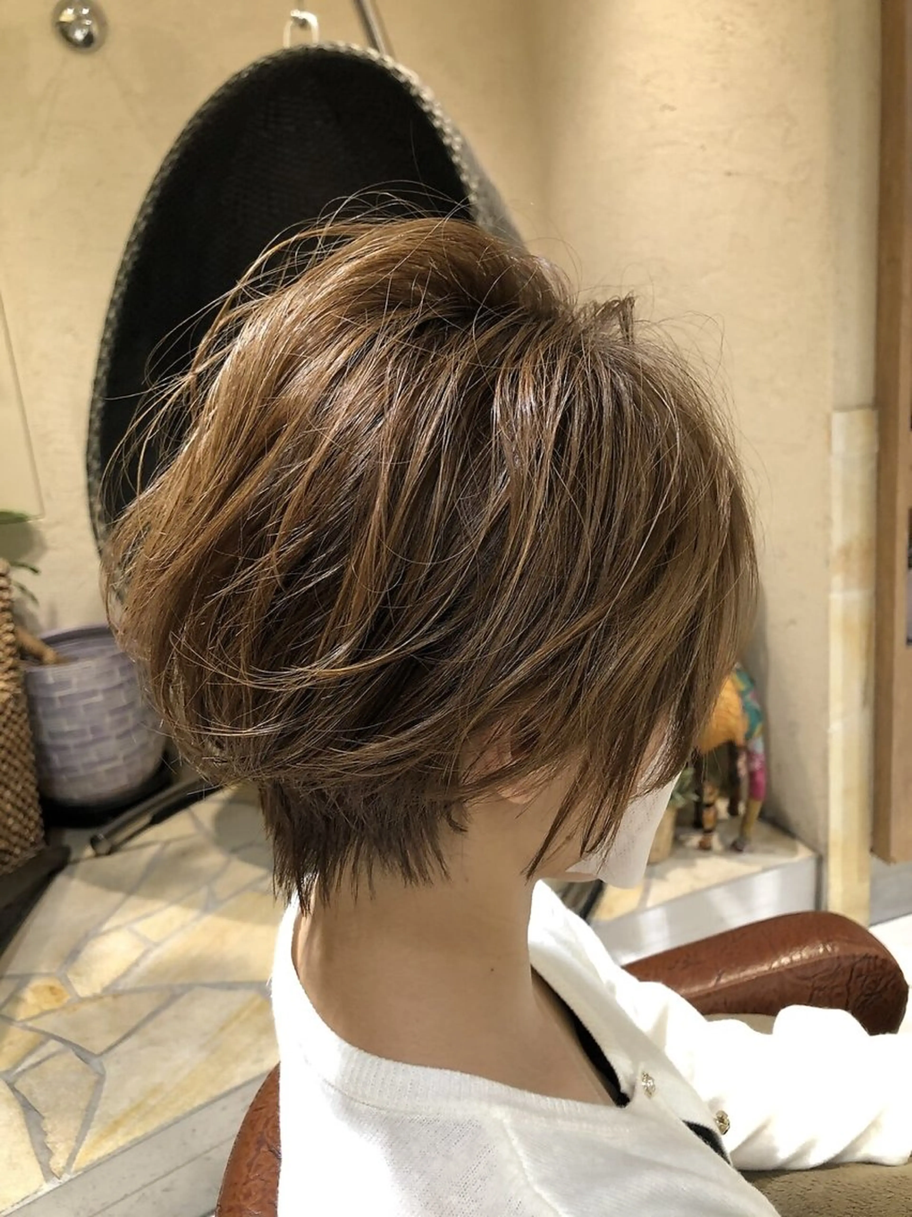 ショート カラー パーマ ヘアアレンジ メンズパーマ 石見のヘアスタイル