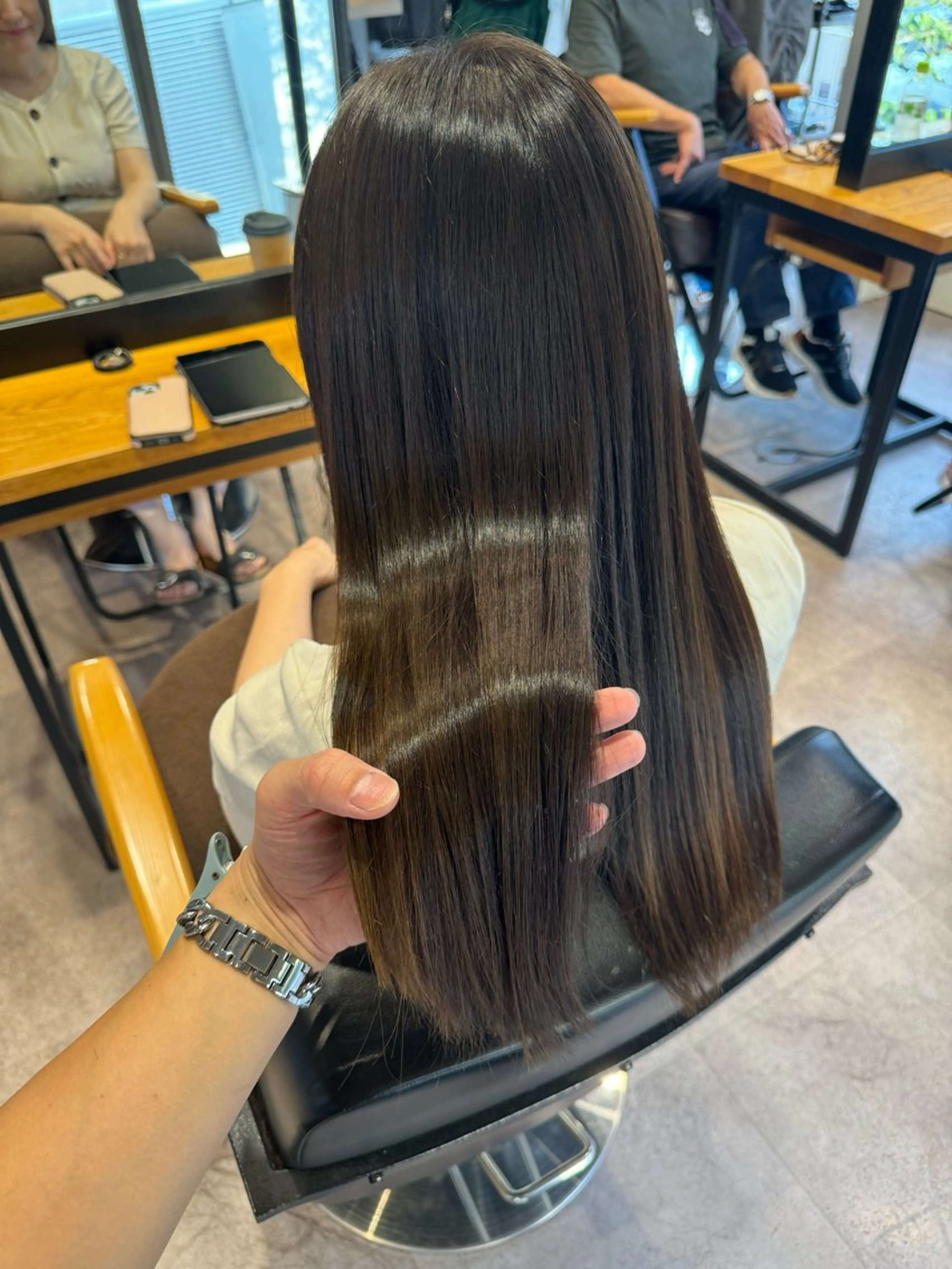 ミディアム カラー カット ヘアカラー 佐藤史哉＊ 赤み除去＊白髪ボカシのヘアスタイル