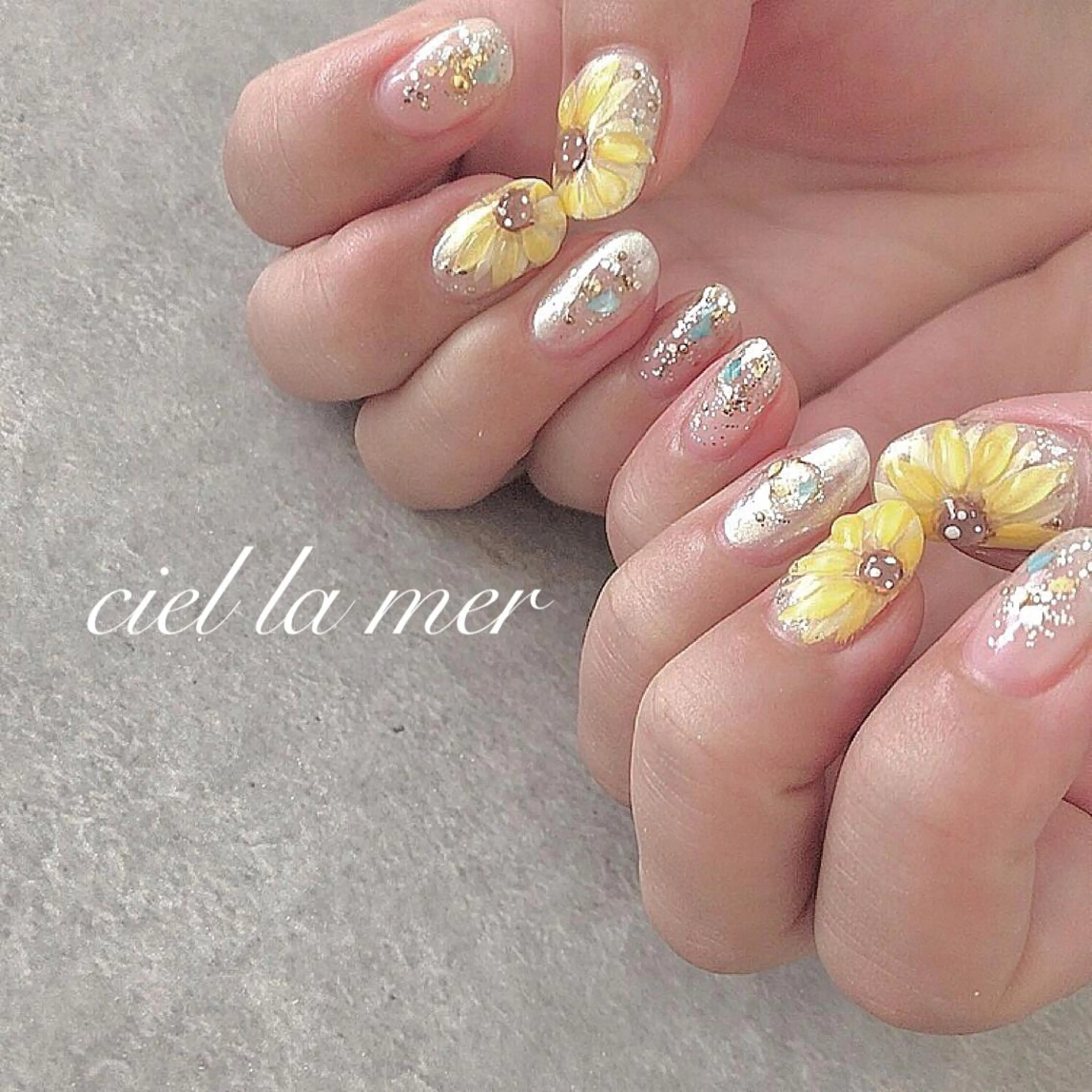 ネイル ハンドネイル フットネイル ciel la merのネイルデザイン