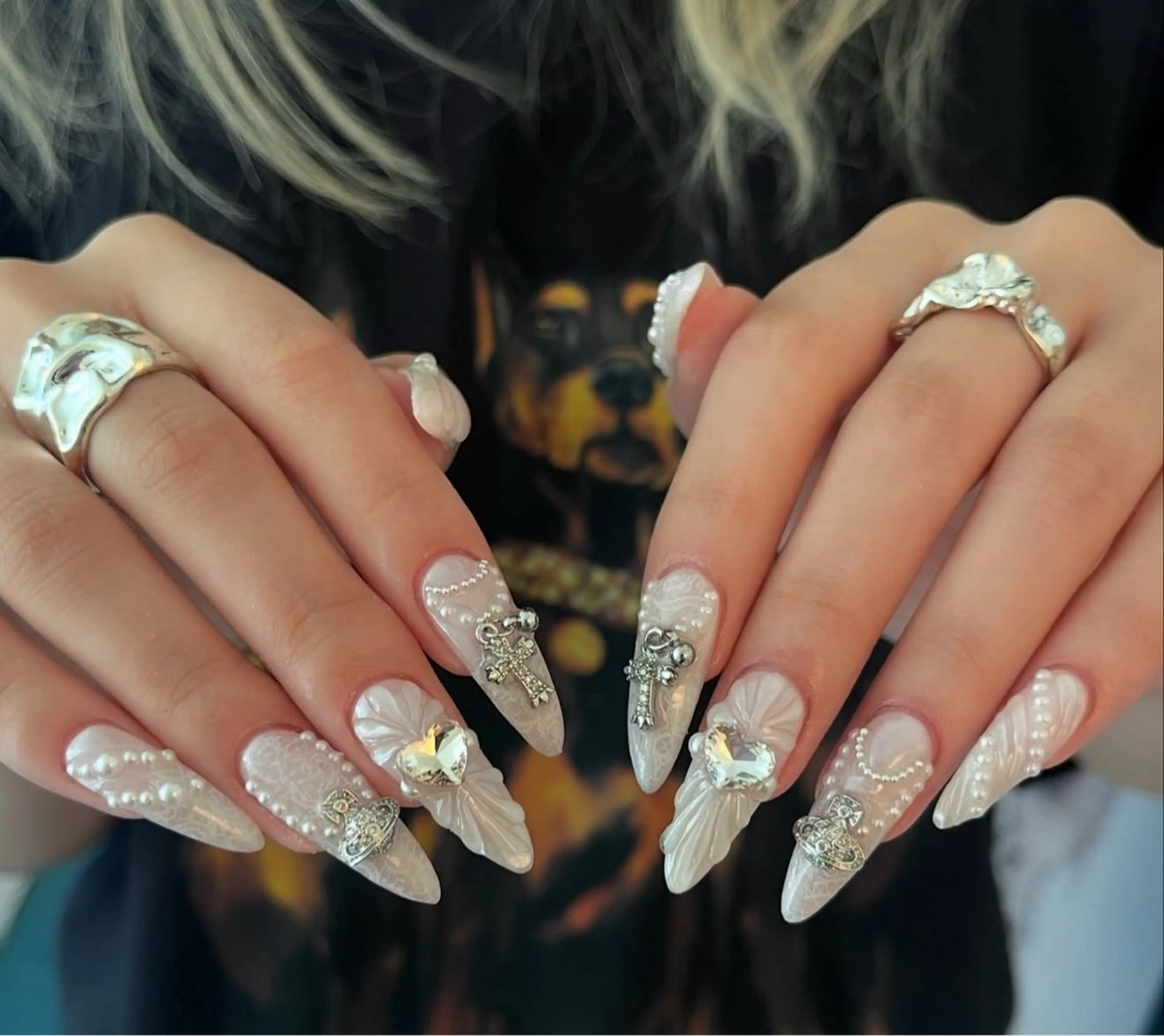 ネイル アニマル柄 オーロラネイル チークネイル フラッシュネイル ジェルネイル ハンドネイル Lina所属・Lina Nail Salonのネイルデザイン