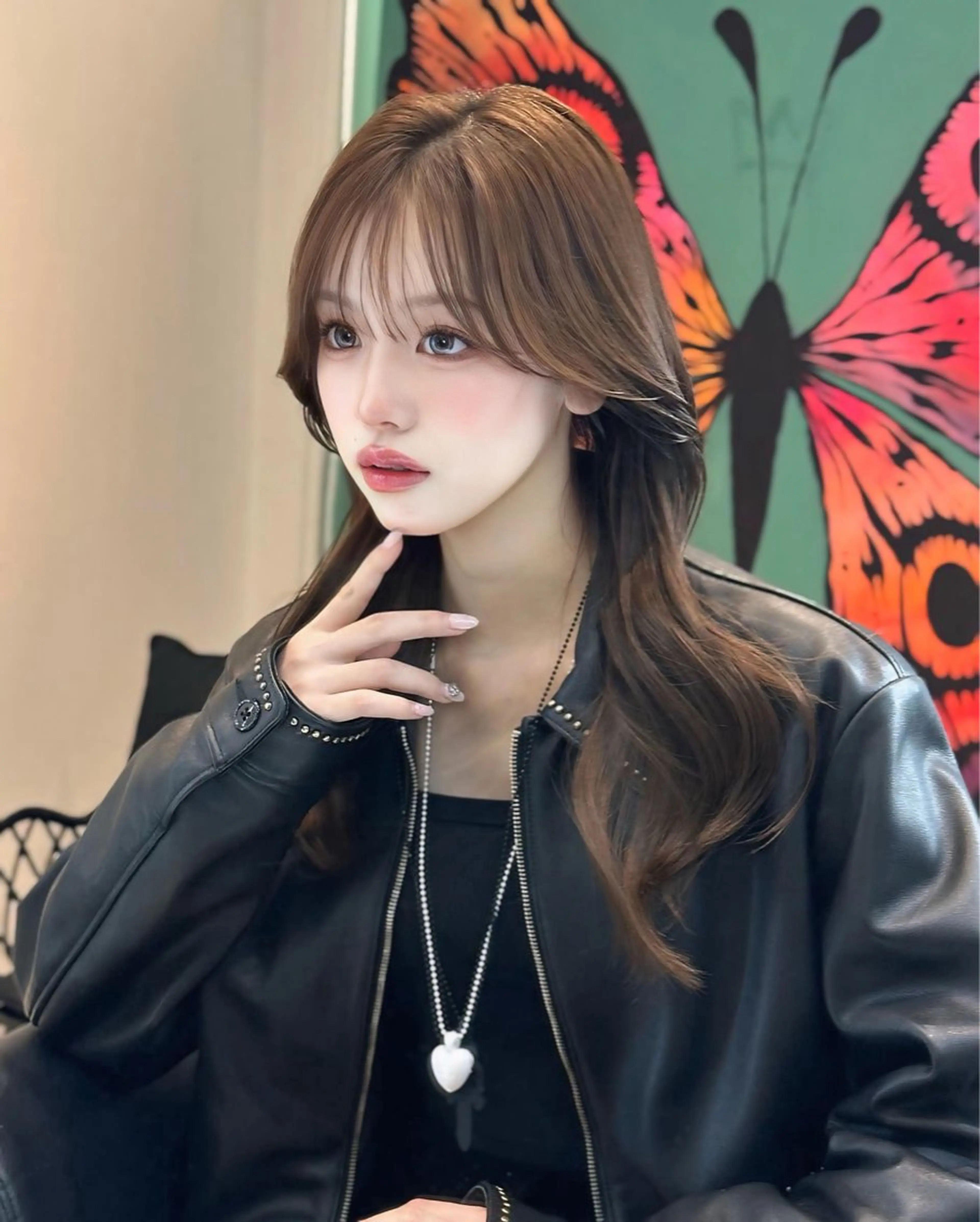 ロング カラー カット ヘアカラー トリートメント 韓国ヘア🇰🇷 透明感カラー🩶のヘアスタイル