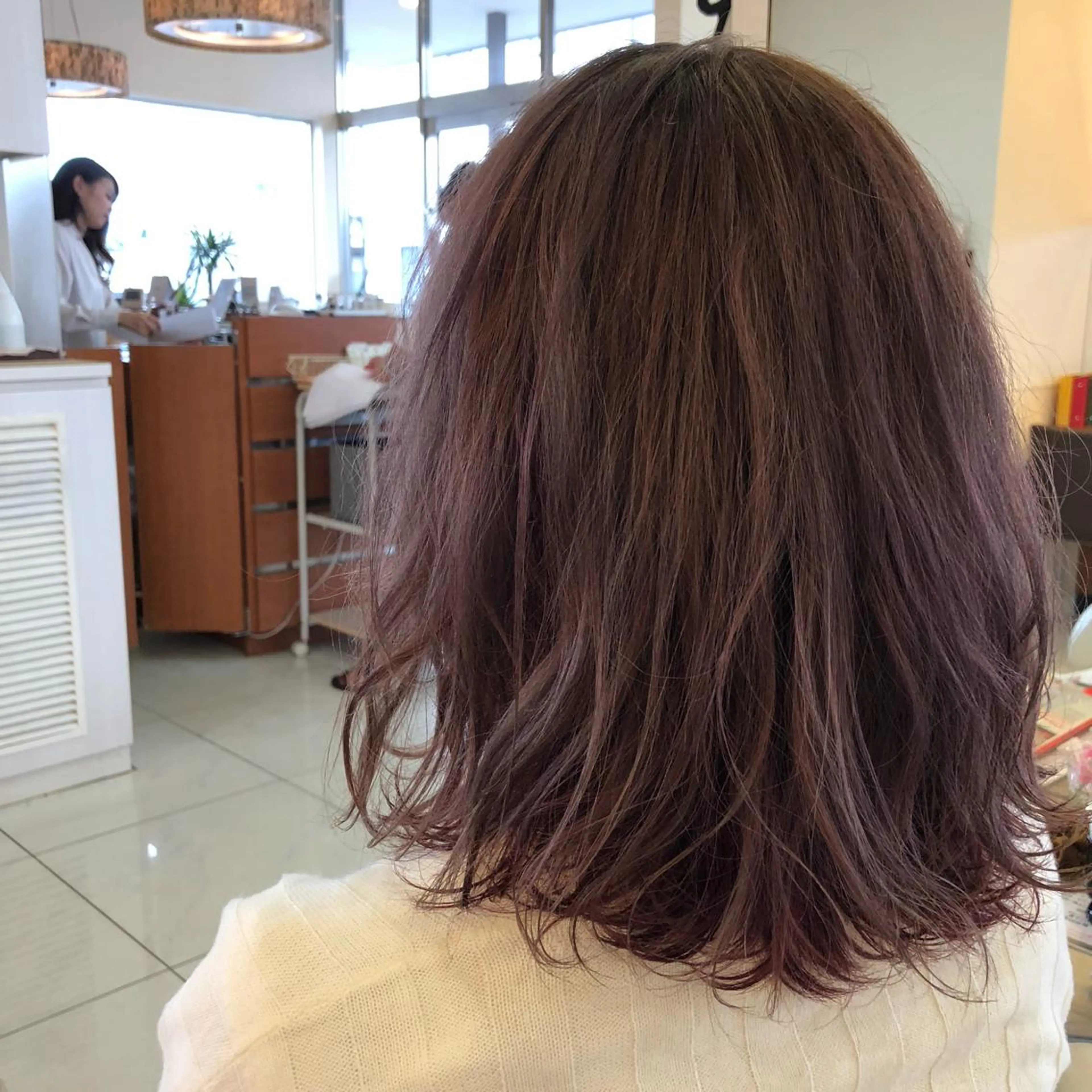 カラー 牧野 佳樹のヘアスタイル