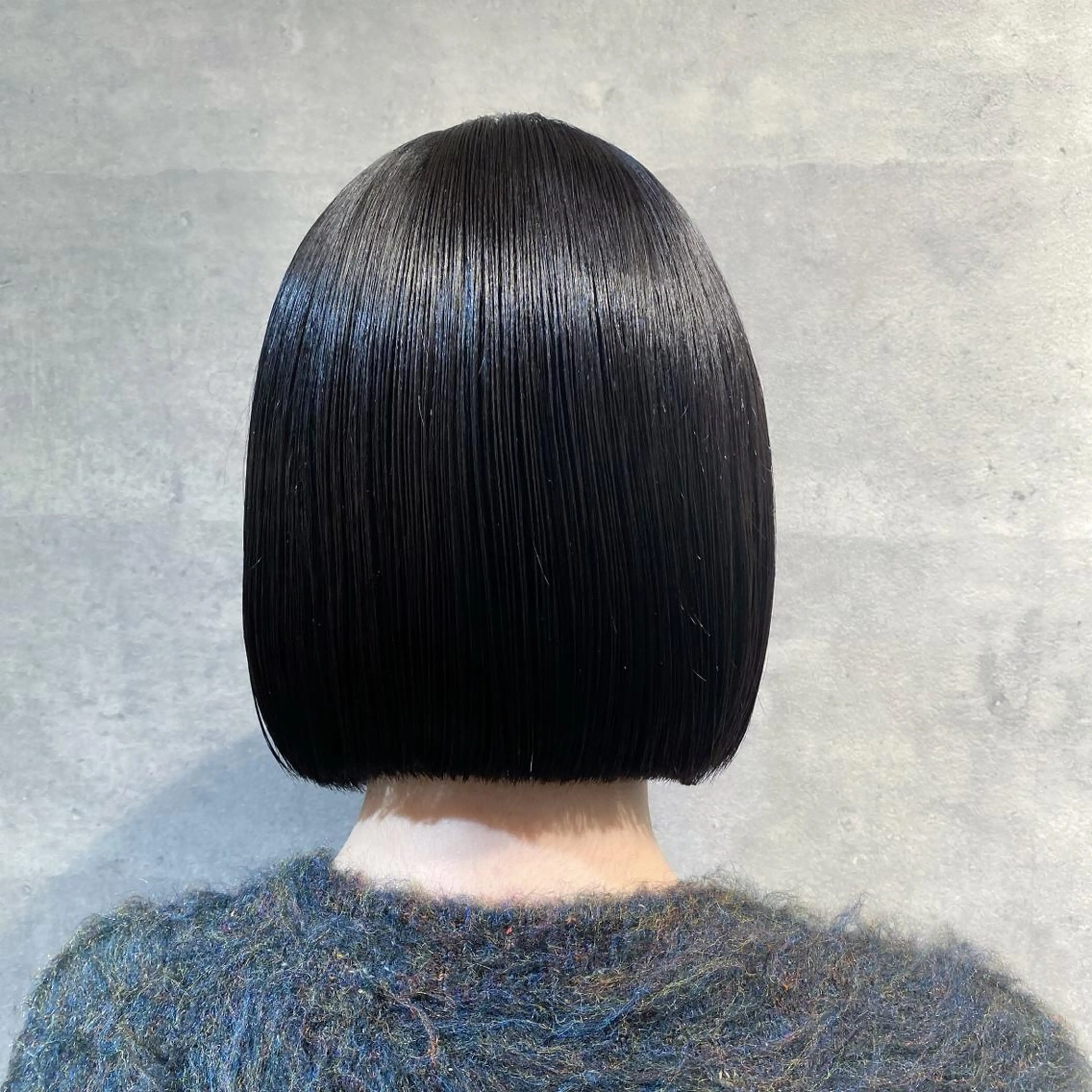 ミディアム ボブ カット ヘアカラー 縮毛矯正 トリートメント LATTE所属・垢抜け顔周り／韓国 ヘア𝑺𝒂𝒌𝒊のヘアスタイル