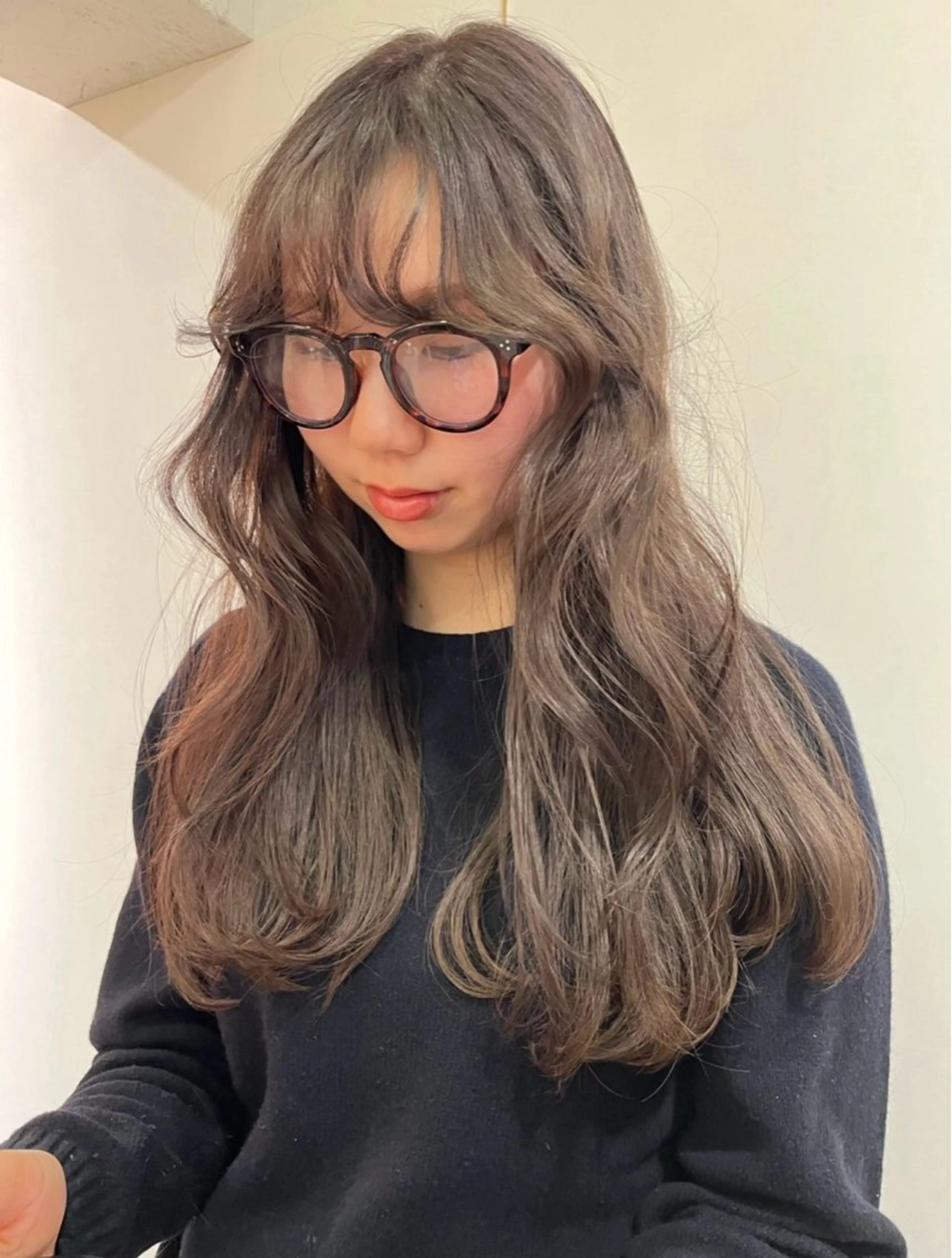 ロング カラー ヘアカラー LOREN ちひろのヘアスタイル