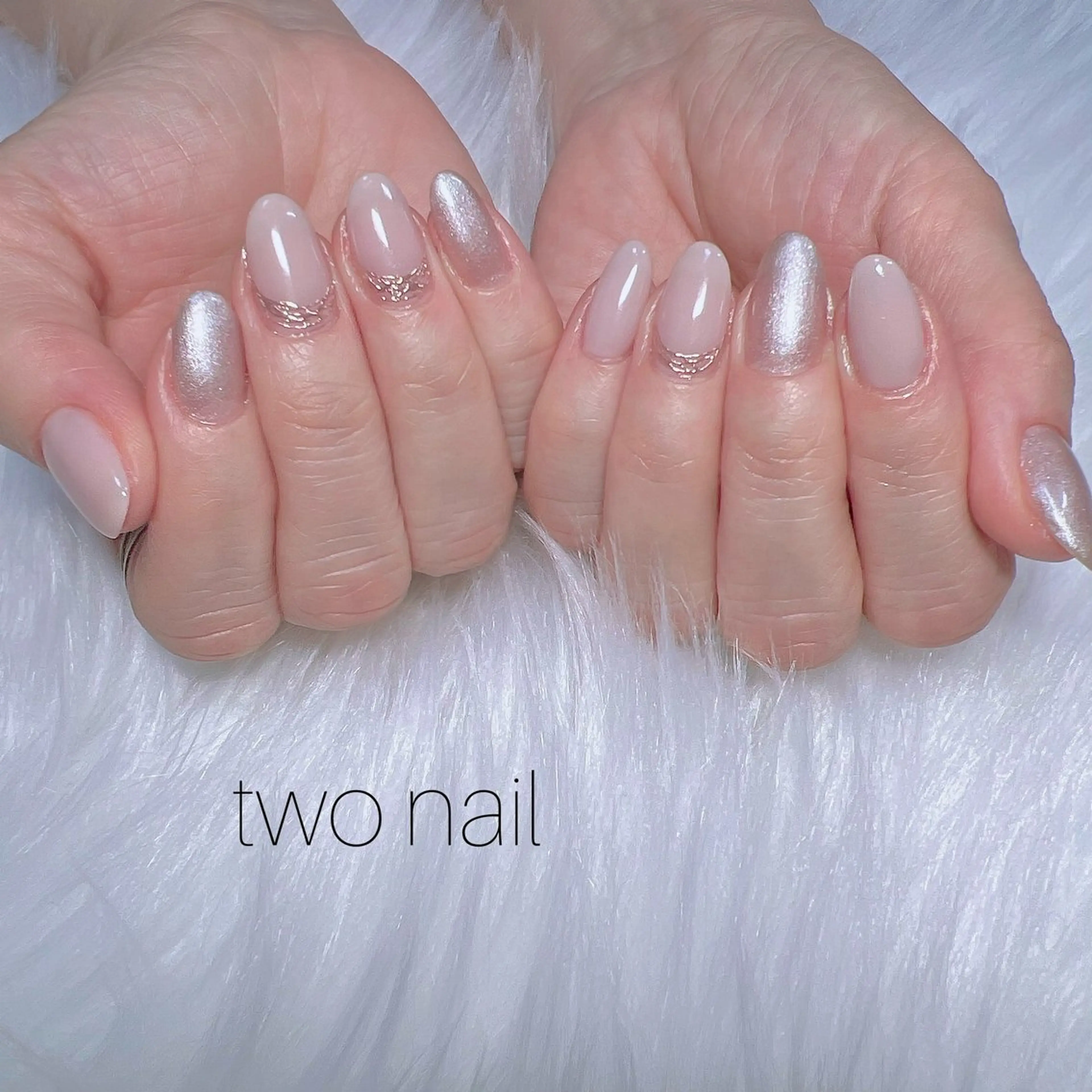 ネイル アートネイル ネイルチップ ホワイト ハンドネイル two nailのネイルデザイン