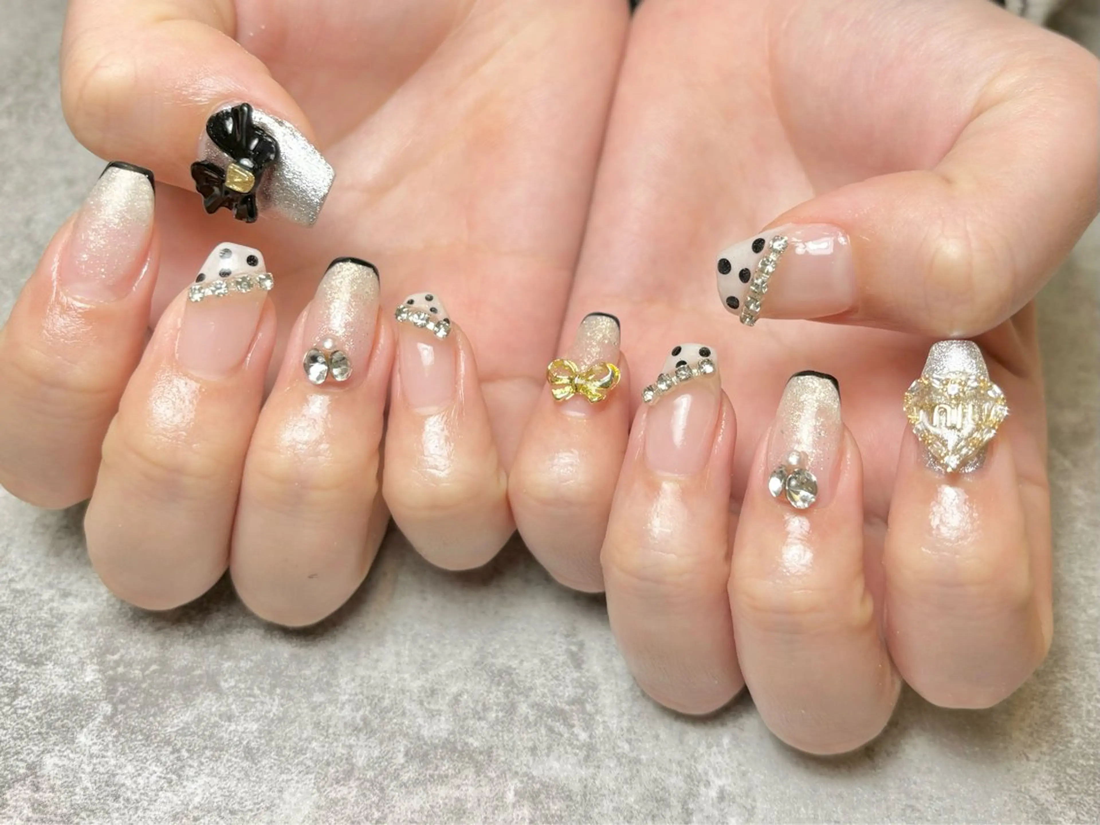 ネイル ハンドネイル charmant momokaのネイルデザイン