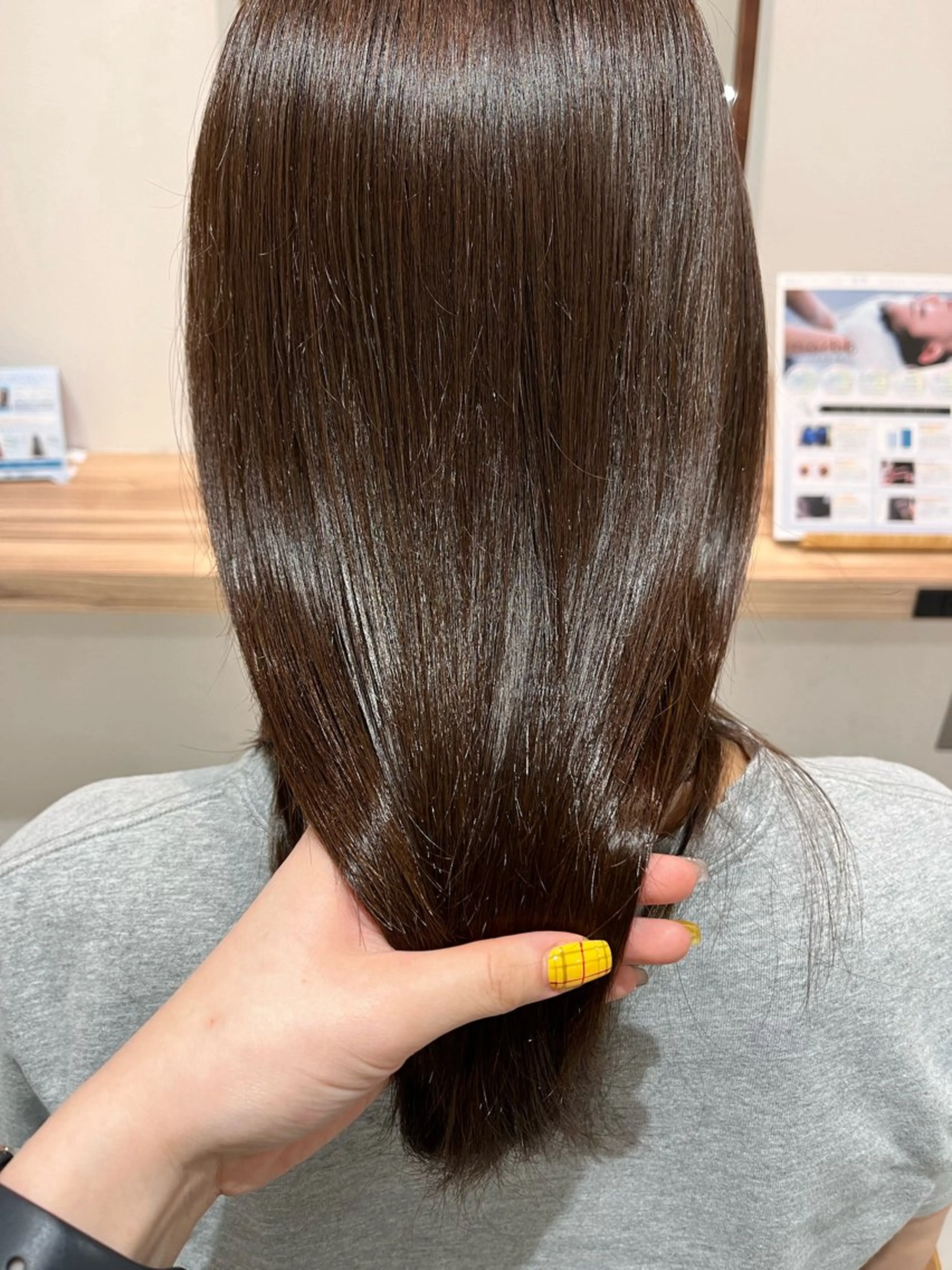 カラー 今井 凜のヘアスタイル
