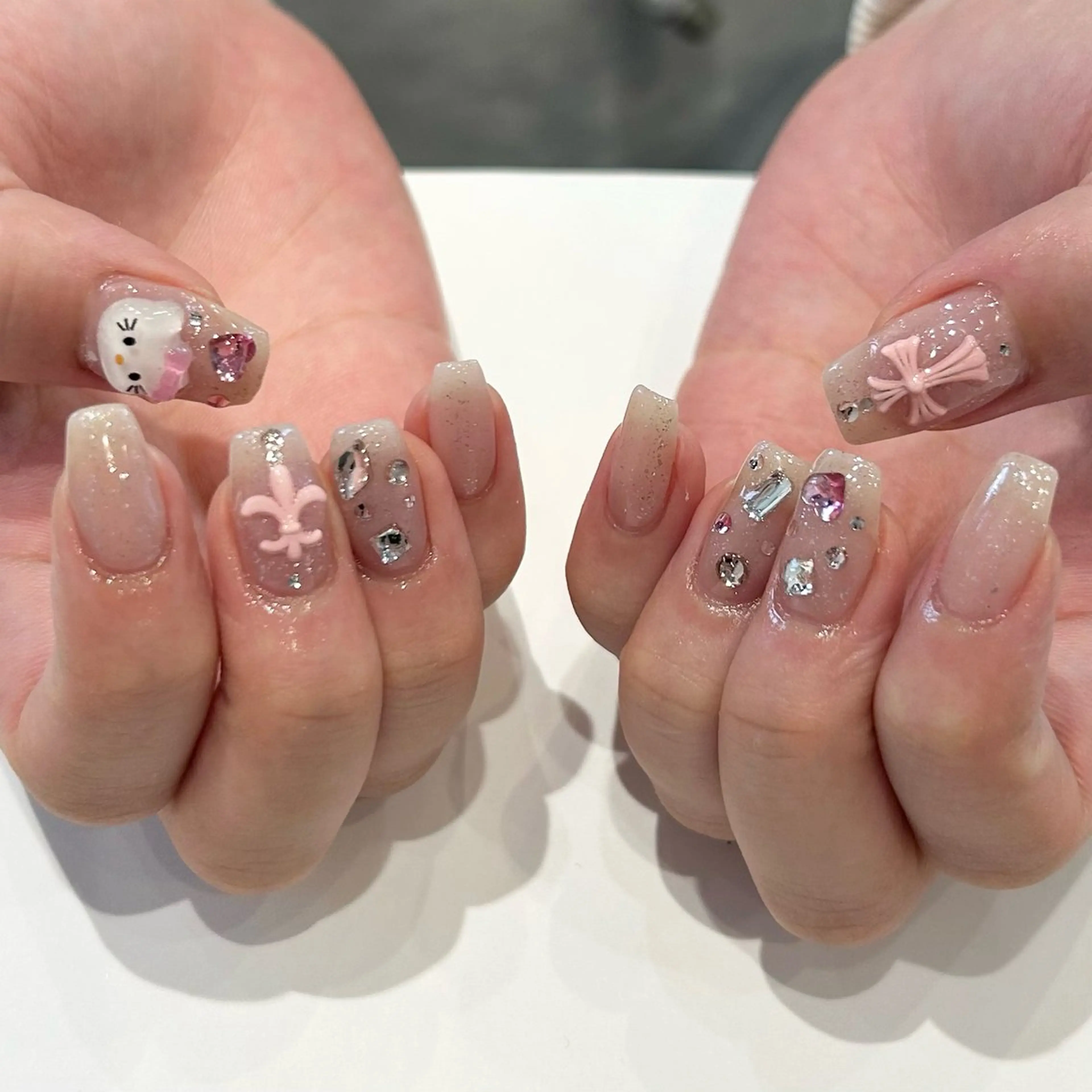 ネイル ハンドネイル nail ♡" Riri韓国ガーリーのネイルデザイン