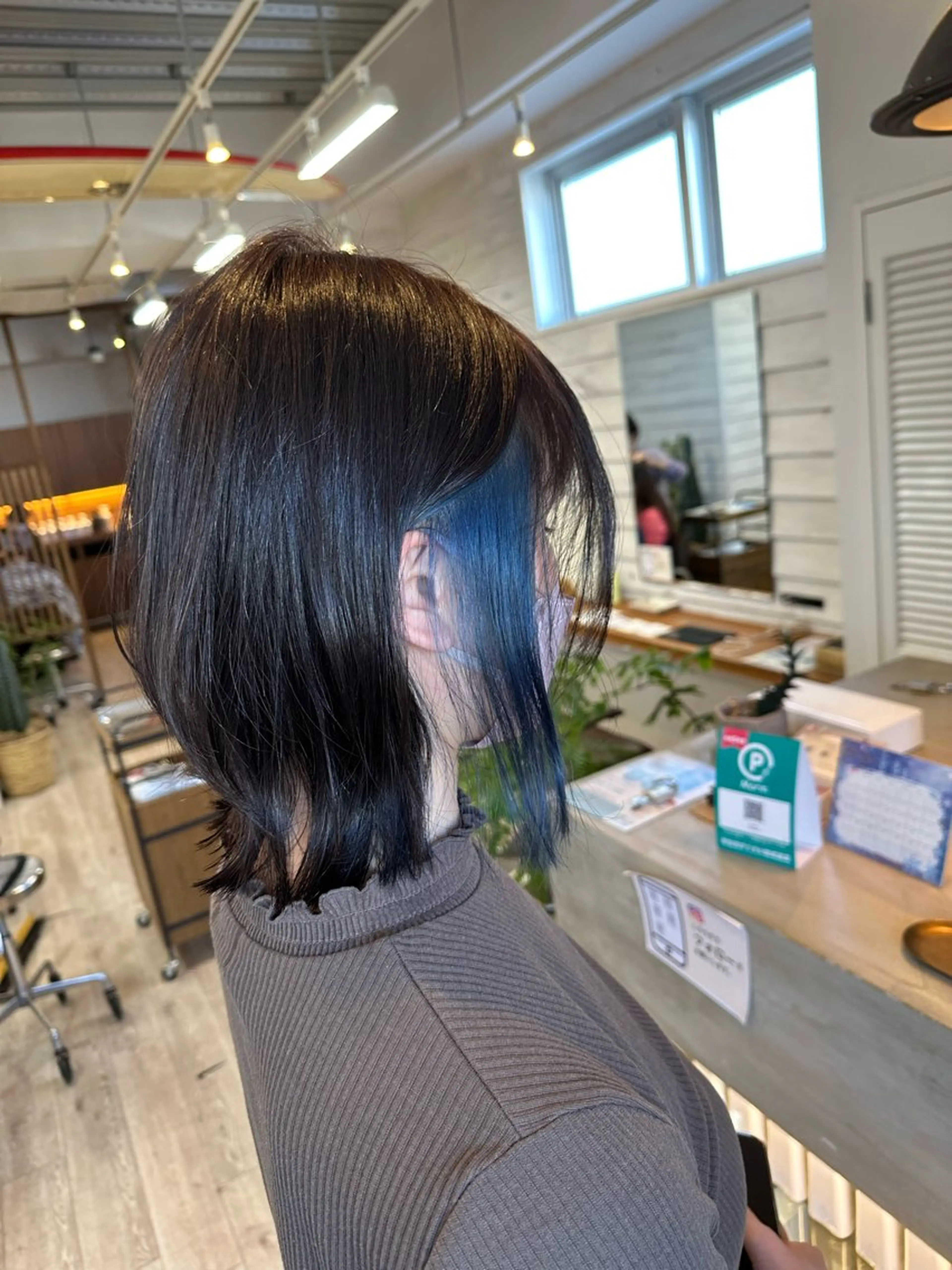 ミディアム ヘアカラー 下島 優人のヘアスタイル