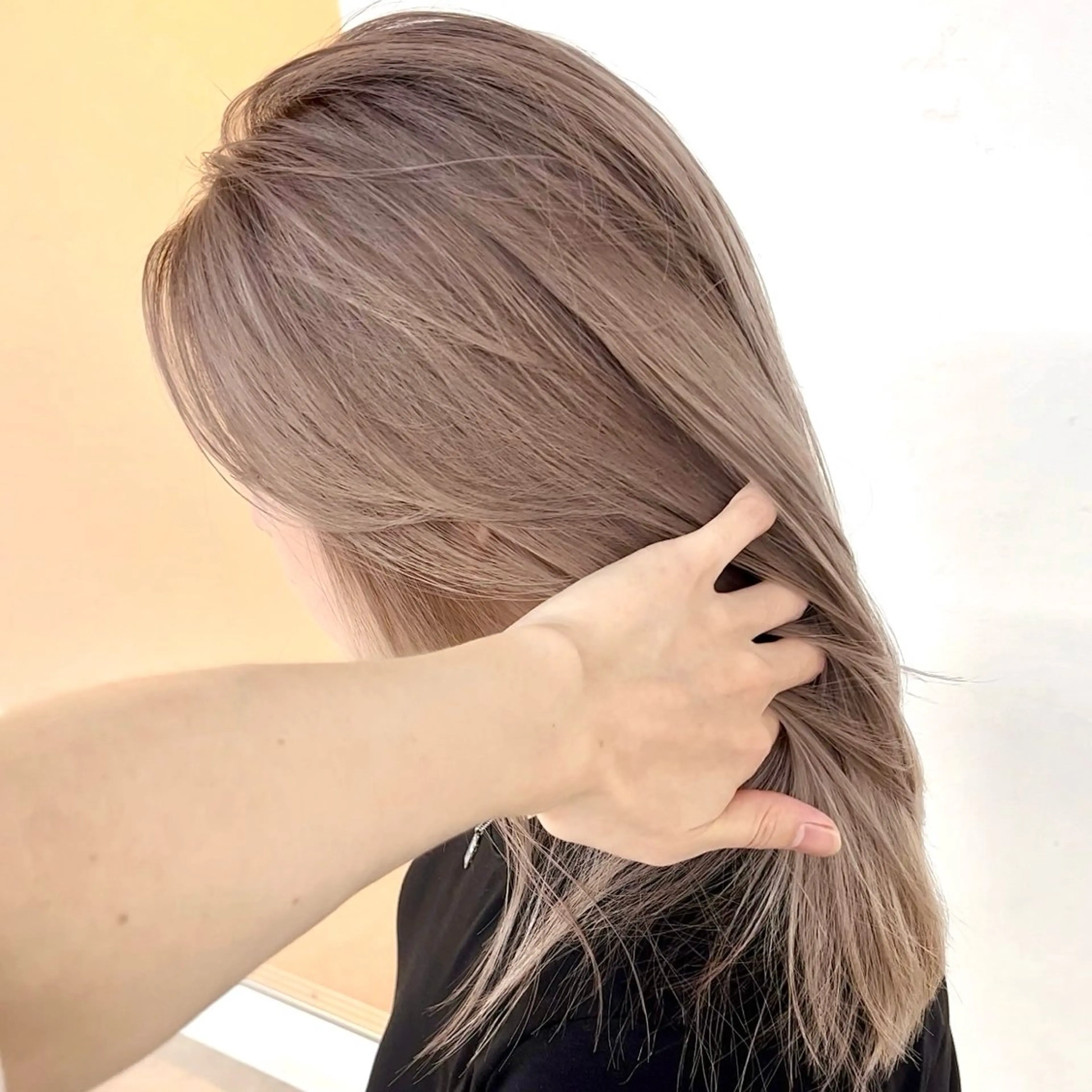 セミロング カラー カット ヘアカラー トリートメント ボブ/韓国ボブ/ブリ ーチ/鈴木康平のヘアスタイル