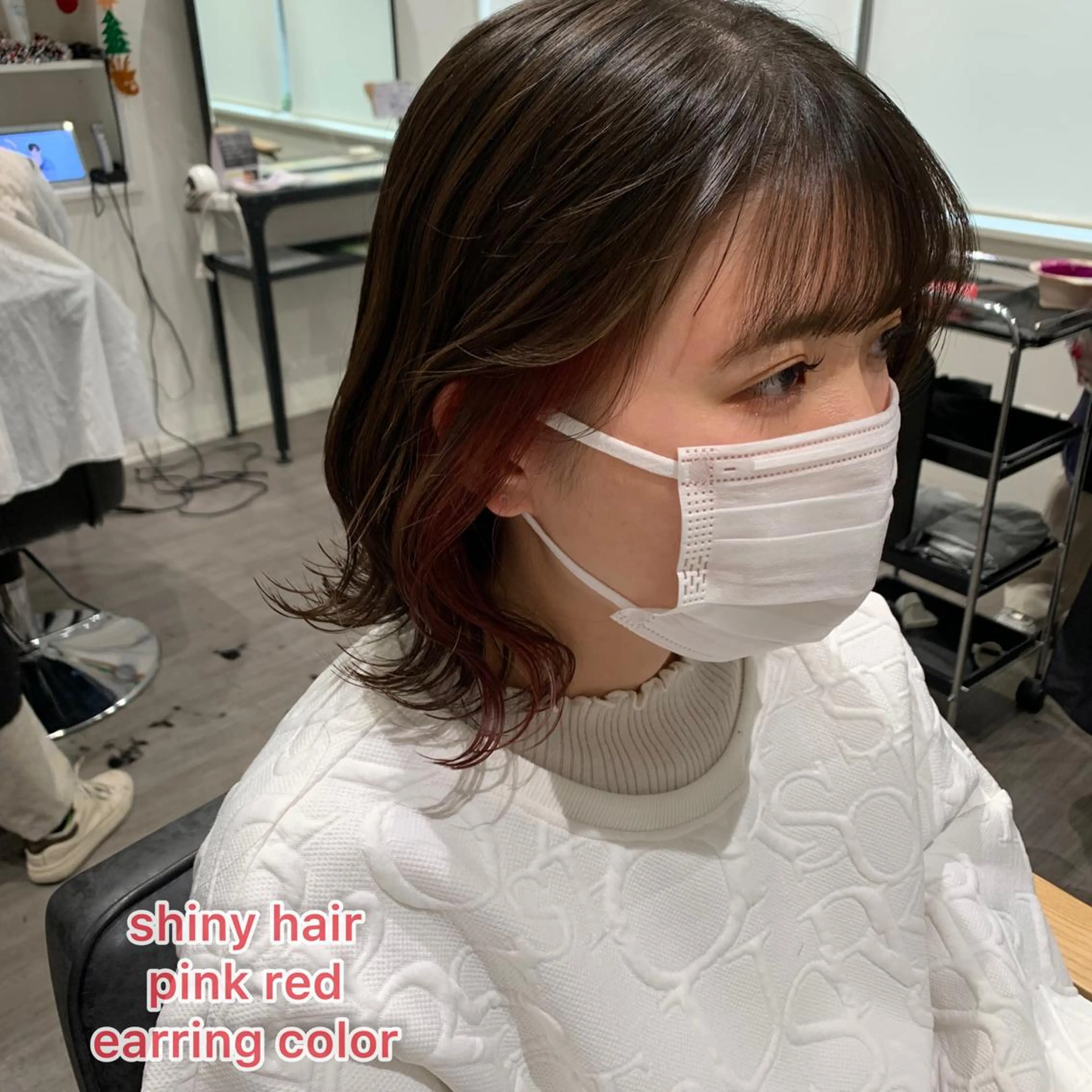 ミディアム カラー カット ヘアカラー トリートメント 上田 紗也のヘアスタイル