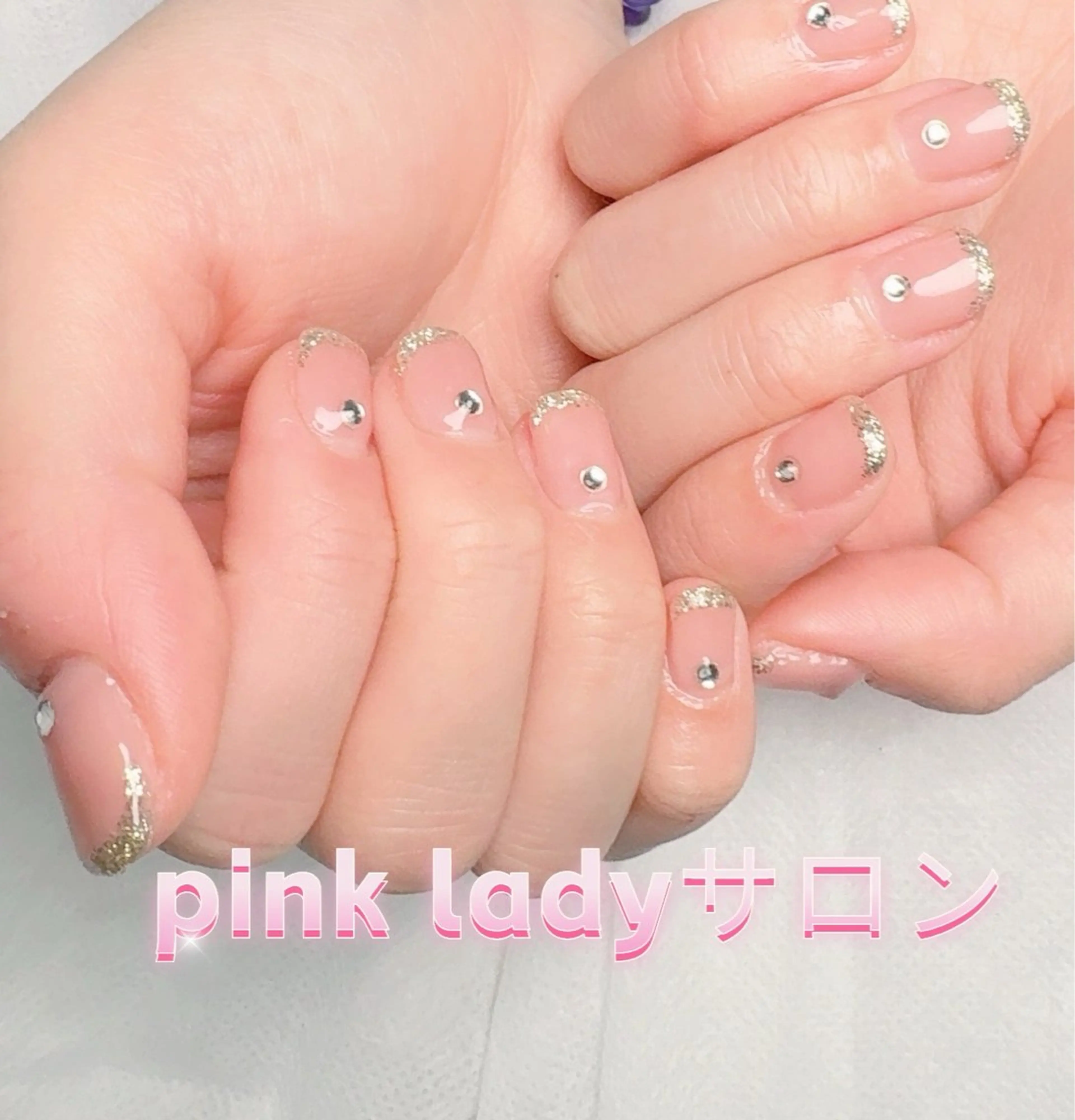 ネイル pink ladyサロン所属・べ にのネイルデザイン