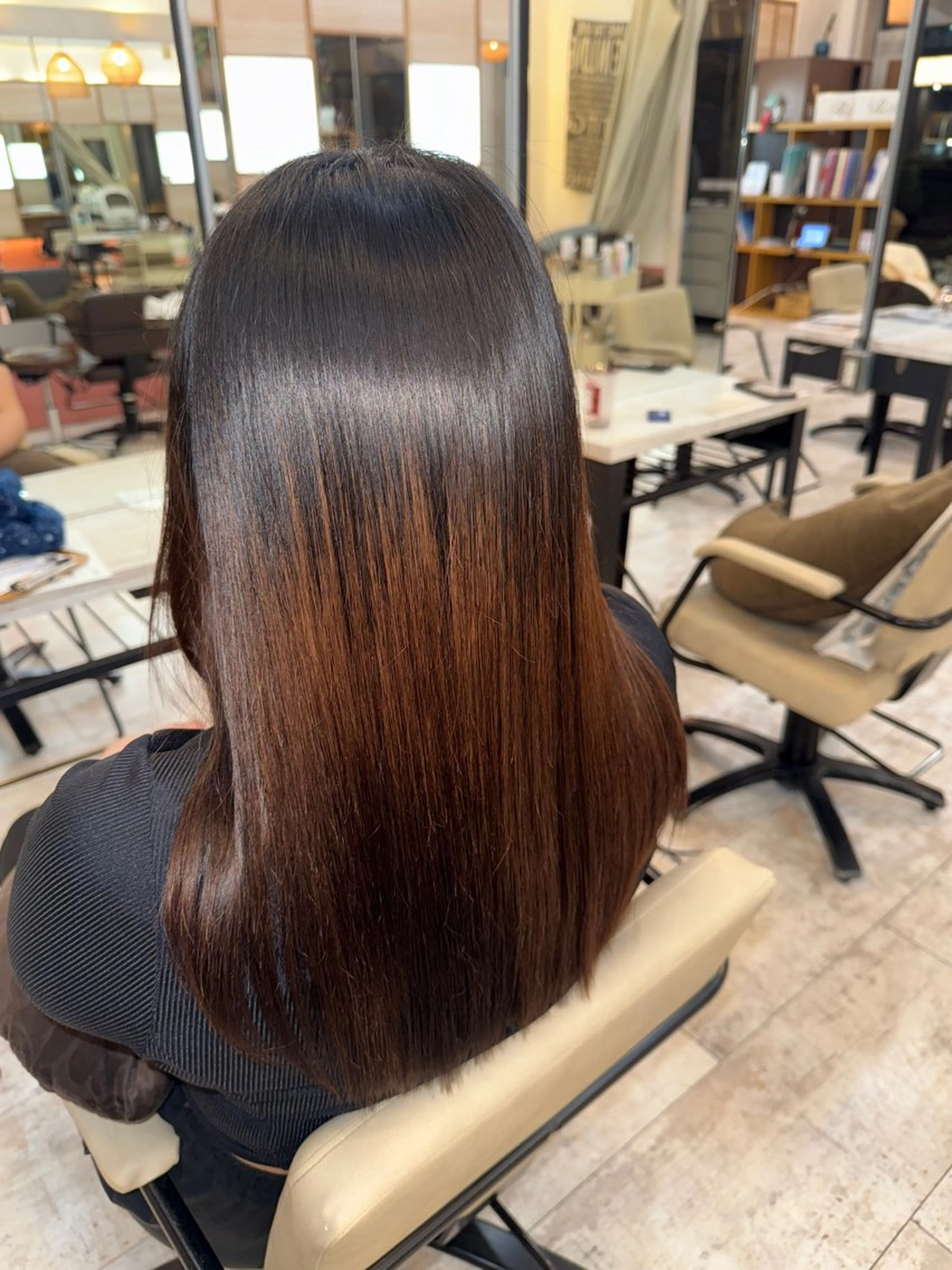ロング 縮毛矯正 Plaatje 🍳Marina🍳のヘアスタイル