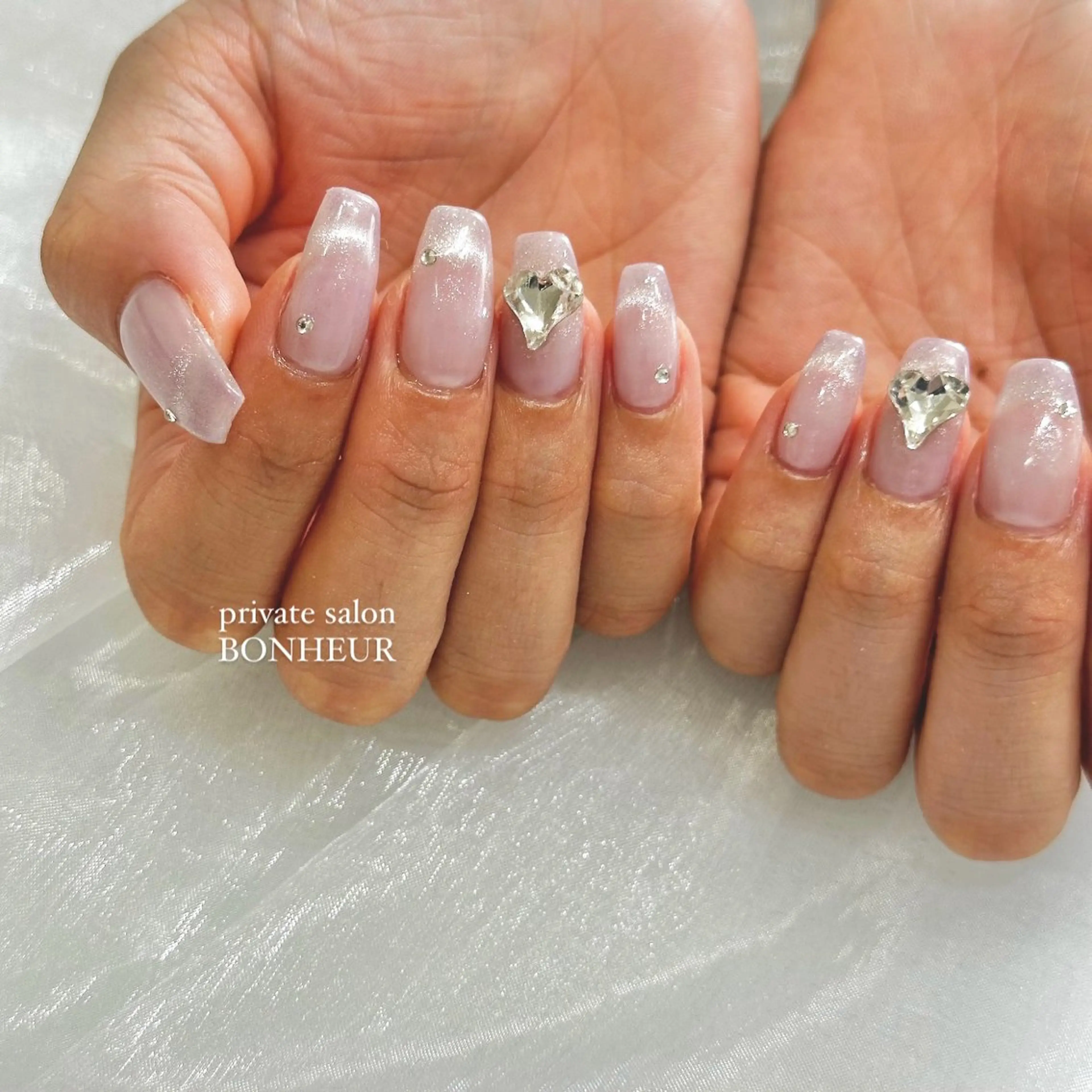 ネイル ハンドネイル BONHEUR Annaのネイルデザイン