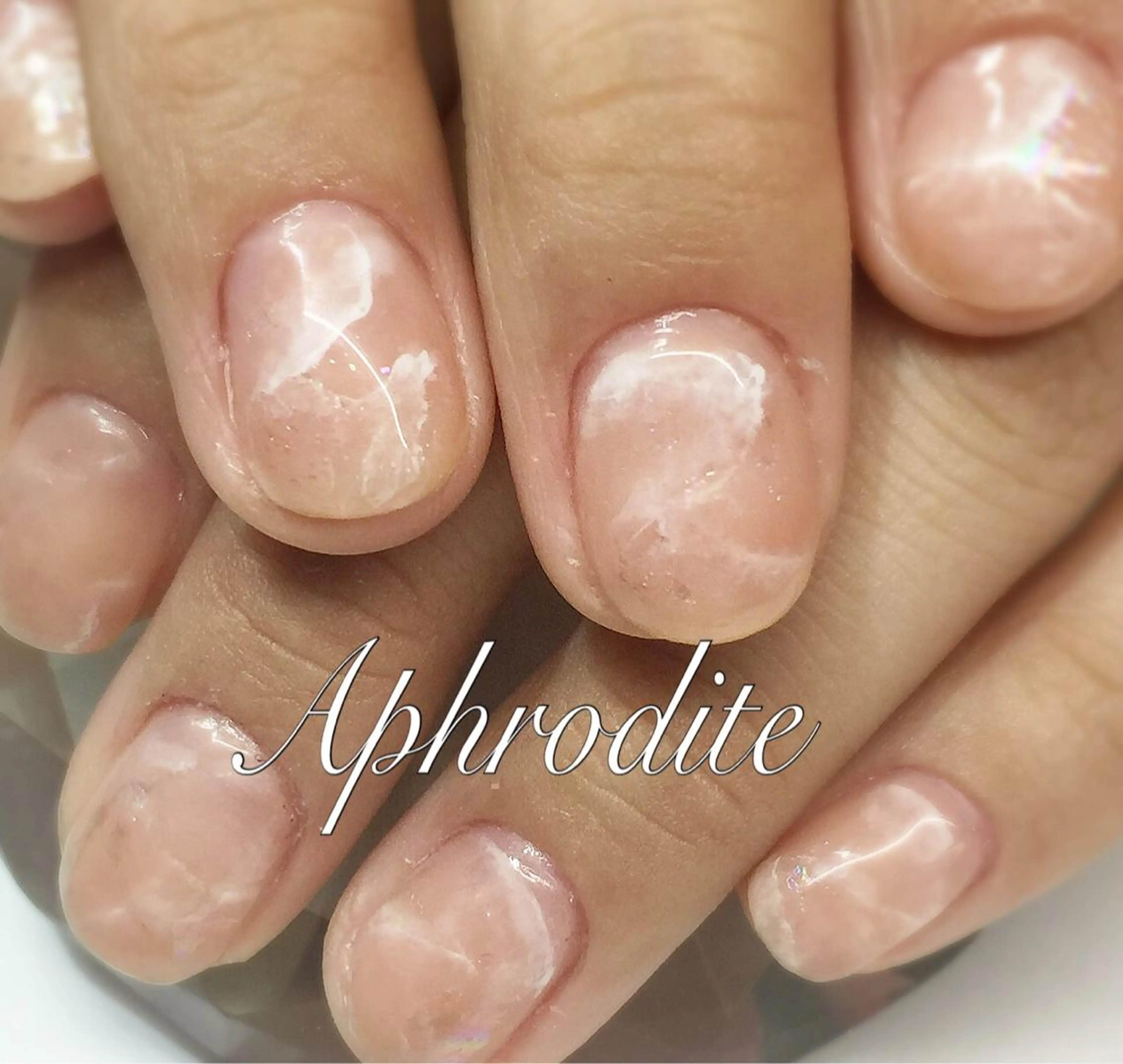 ネイル APHRODITE Nagisaのネイルデザイン