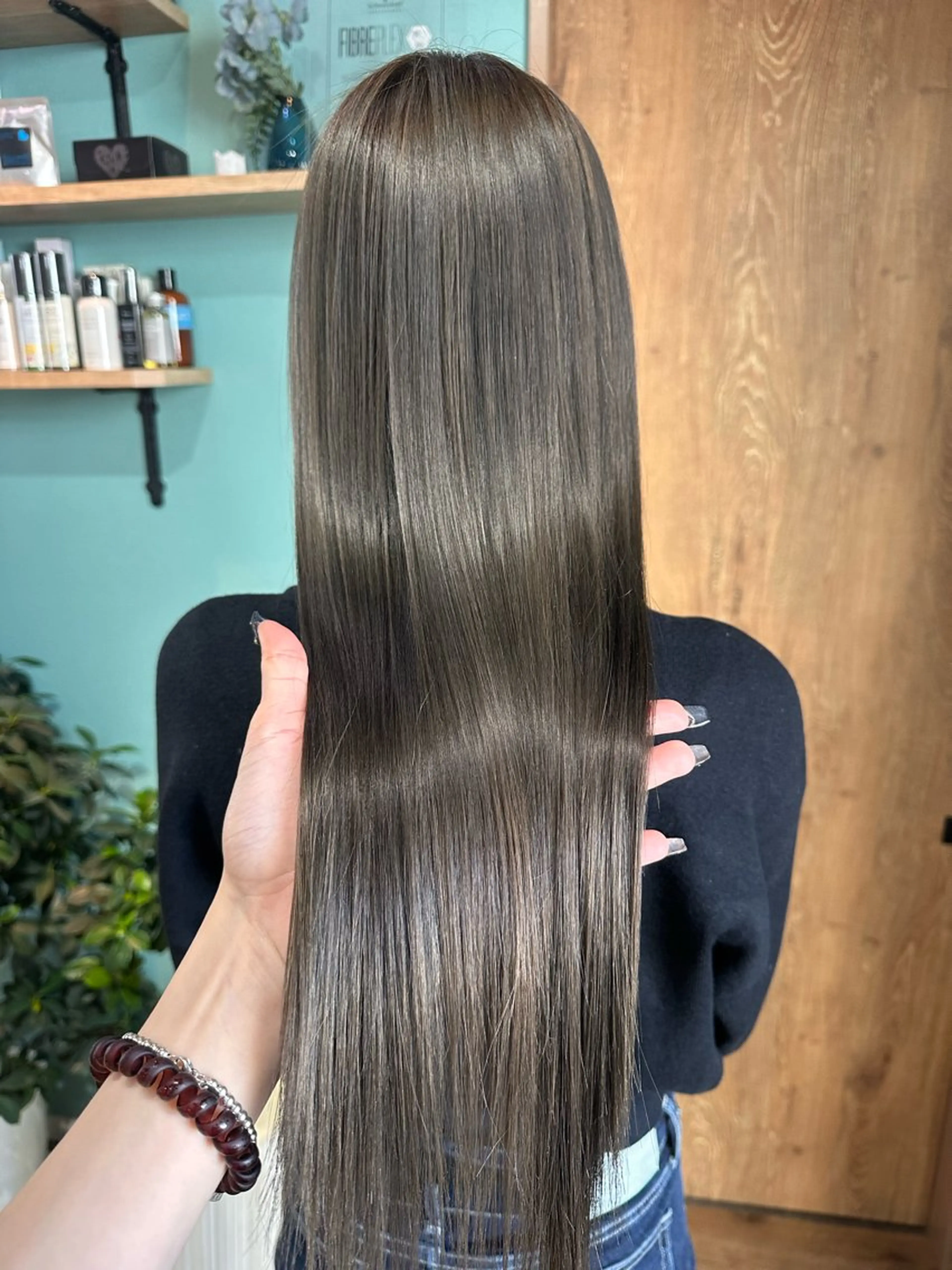 ロング カラー グレージュ 髪質改善 トリートメント ヘアカラー トリートメント 🧸プルエクステ❤︎ ネイルKAO🧸のヘアスタイル