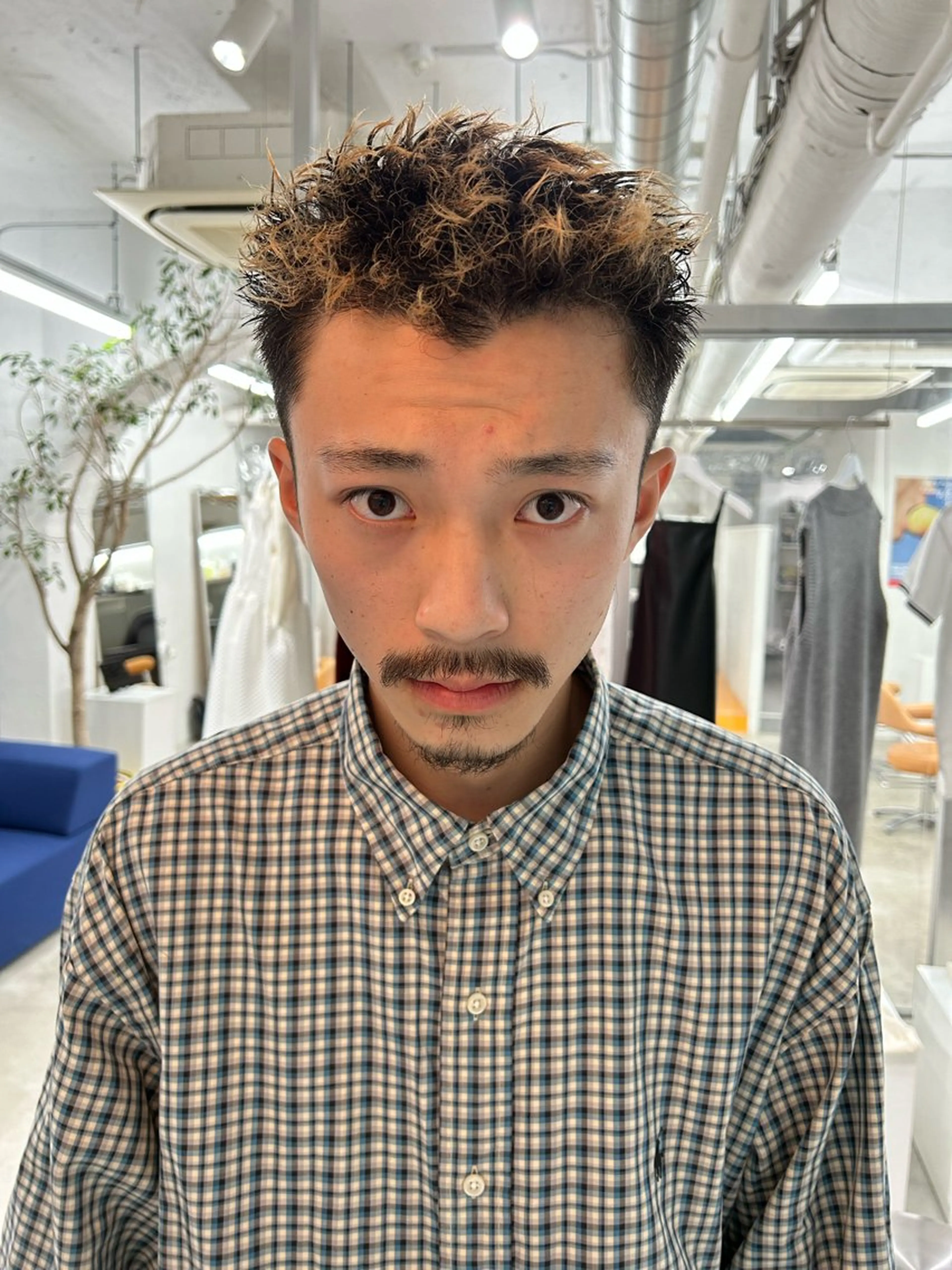 ショート カット パーマ hen所属・中西 遥聖のヘアスタイル